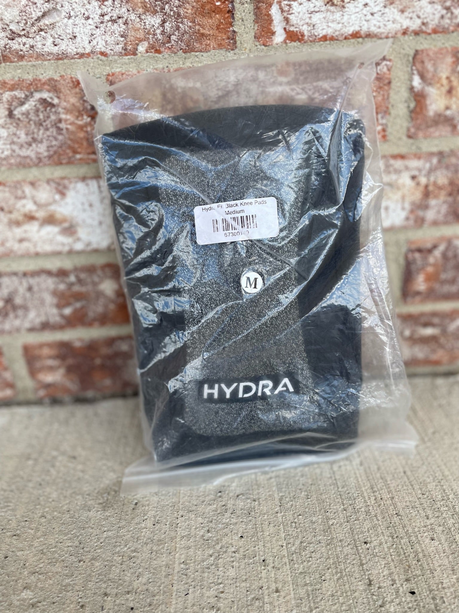 Used Hydra Fit Knee Pads - Medium