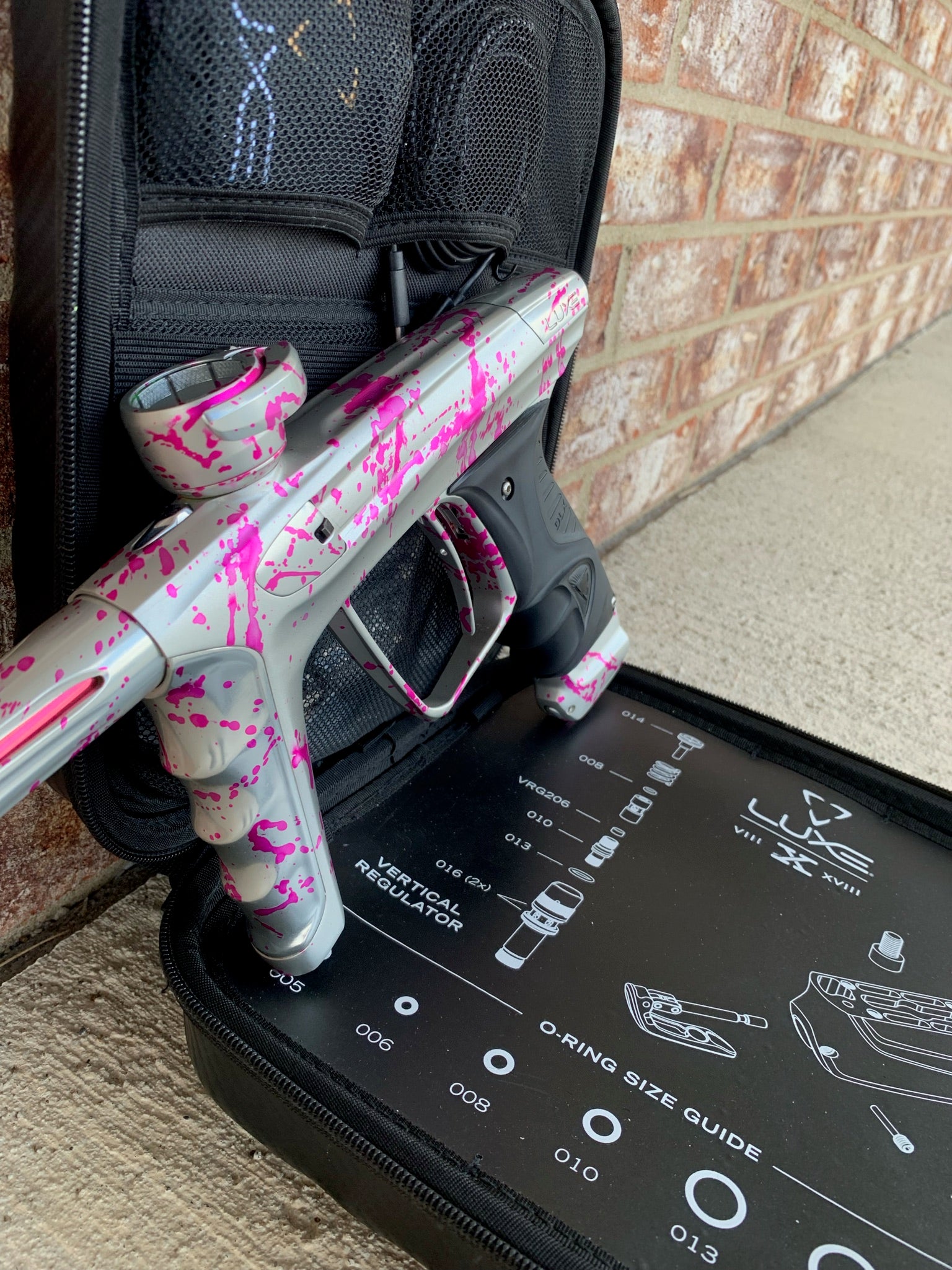 Used DLX Luxe X Paintball Gun - Silver Pink Splash