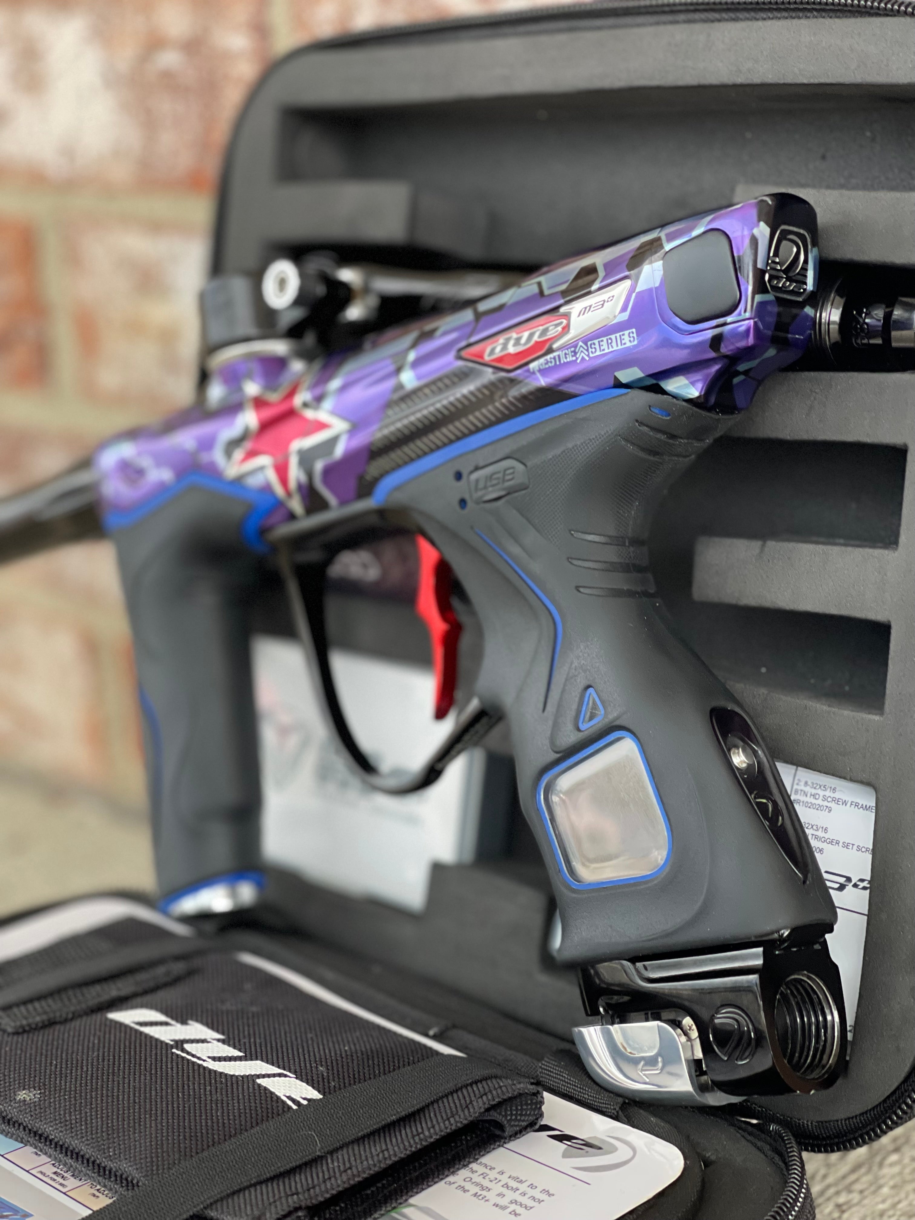 Used Dye M3+ Paintball Gun - Siberian