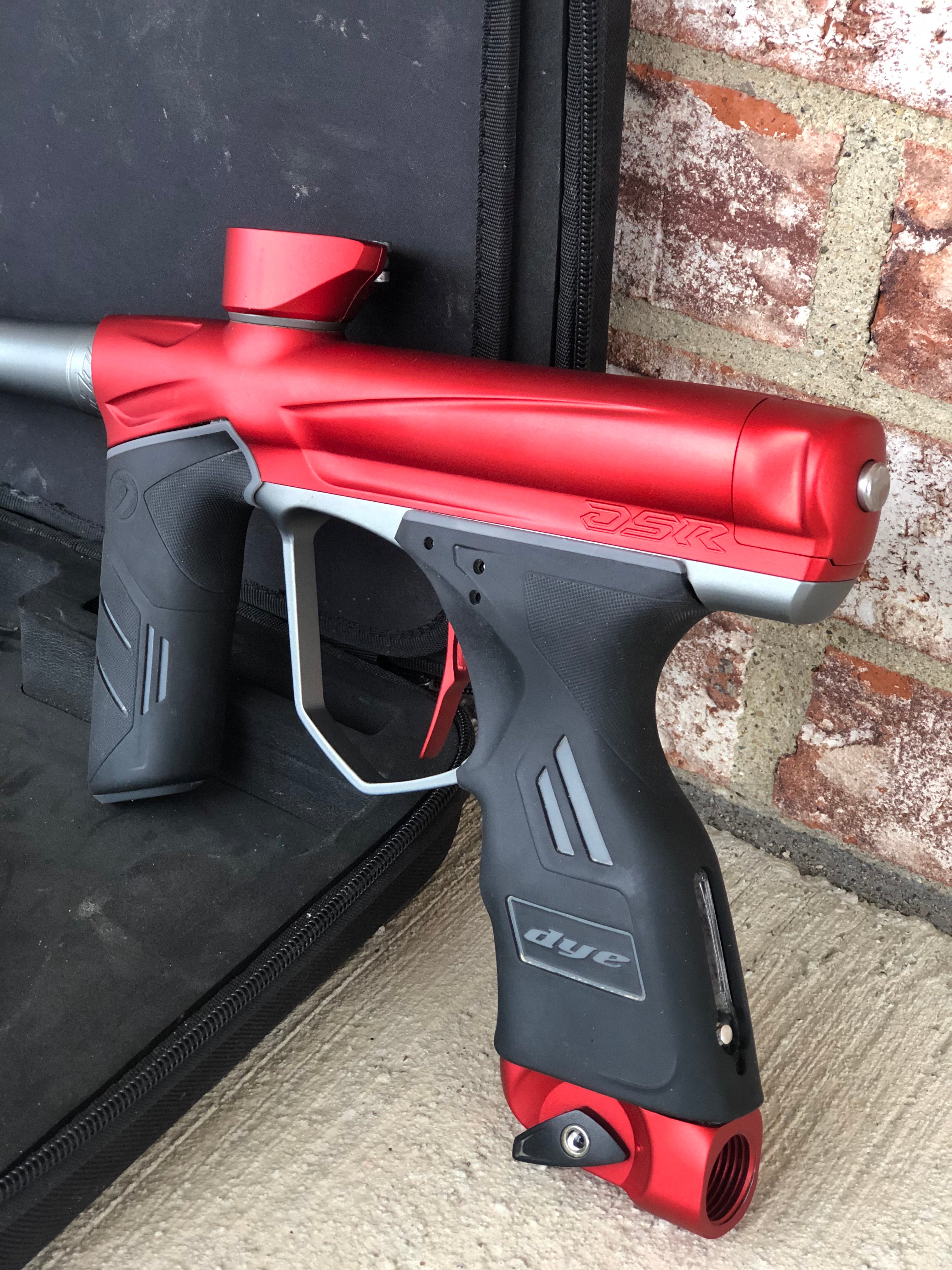 Used Dye DSR Paintball Gun - Blaze Red