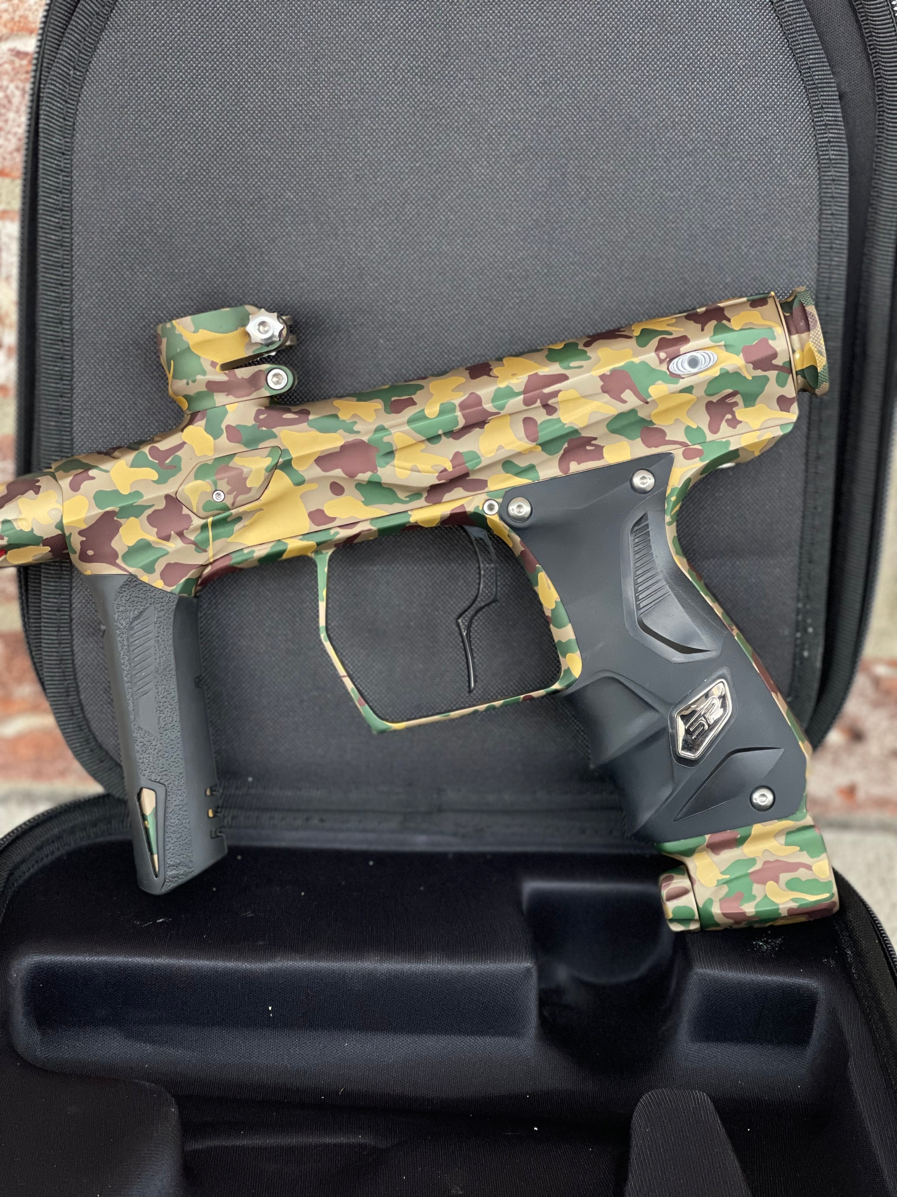 Used SP Shocker Amp Paintball Gun - LE Woodland Camo #10