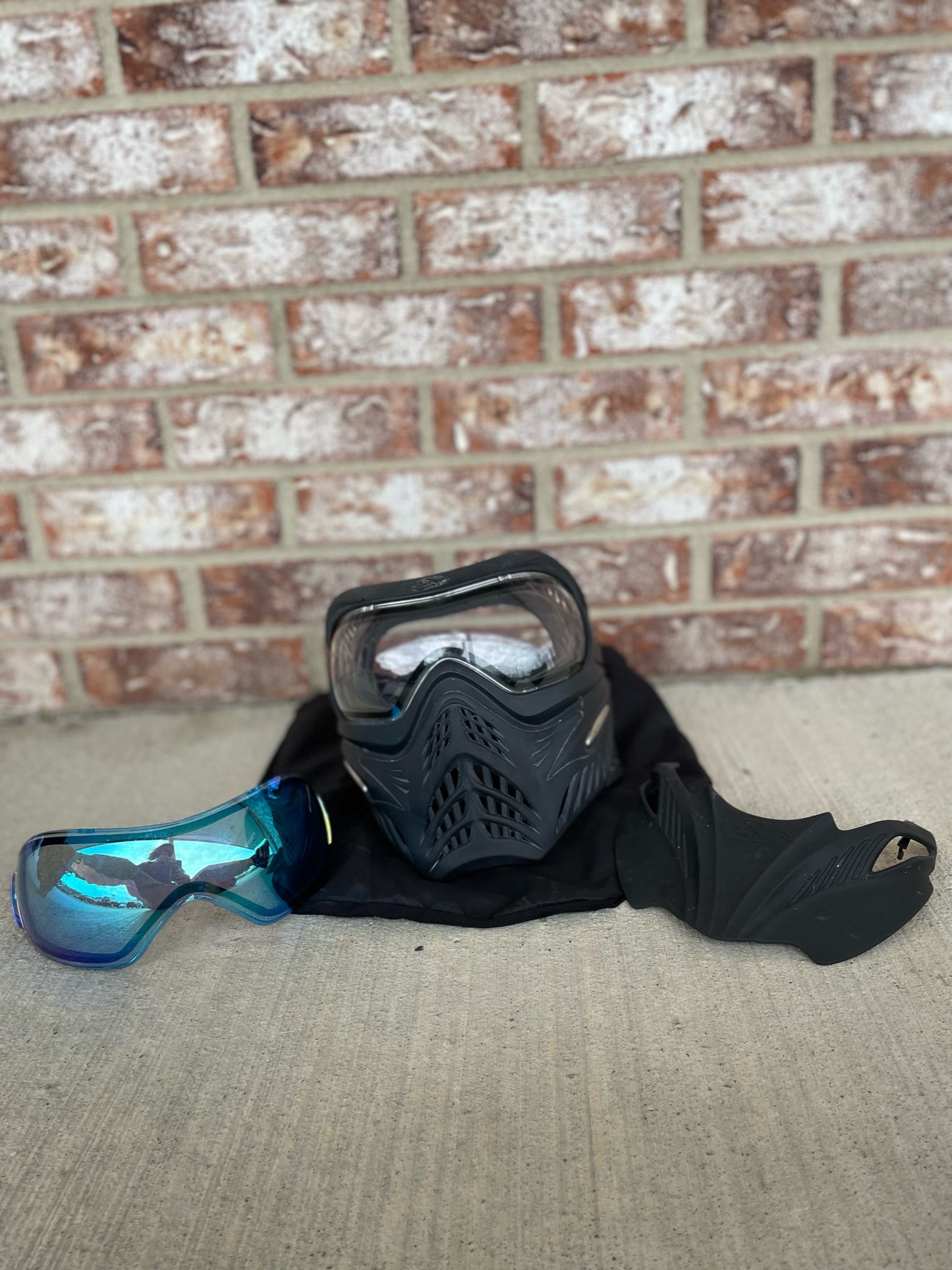 Used V-Force Grills Paintball Mask - Black - 2 lenses - Soft Goggle Bag - Visor - Extra Goggle Strap