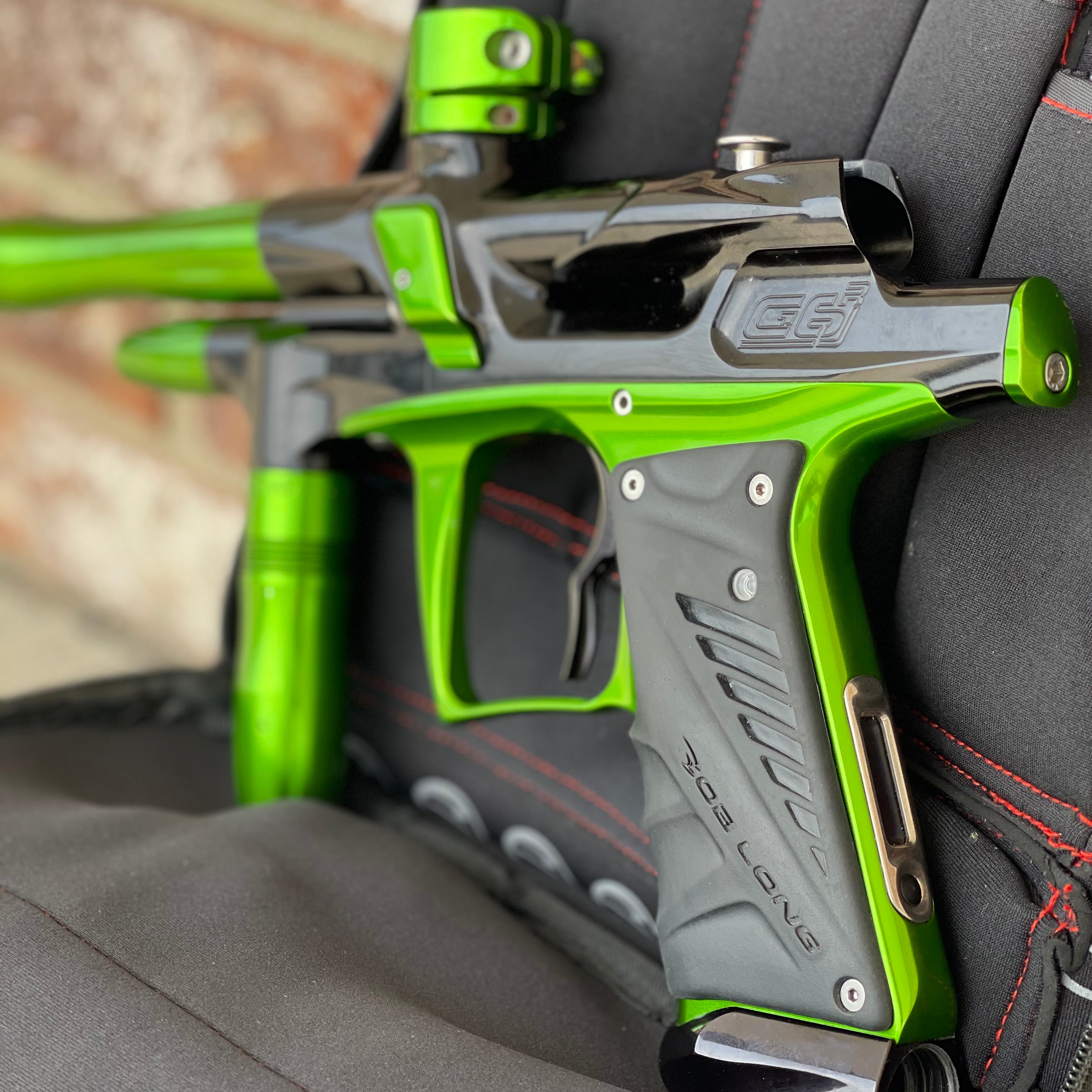 Used Bob Long 2K12 G6R Paintball Gun - Black / Green