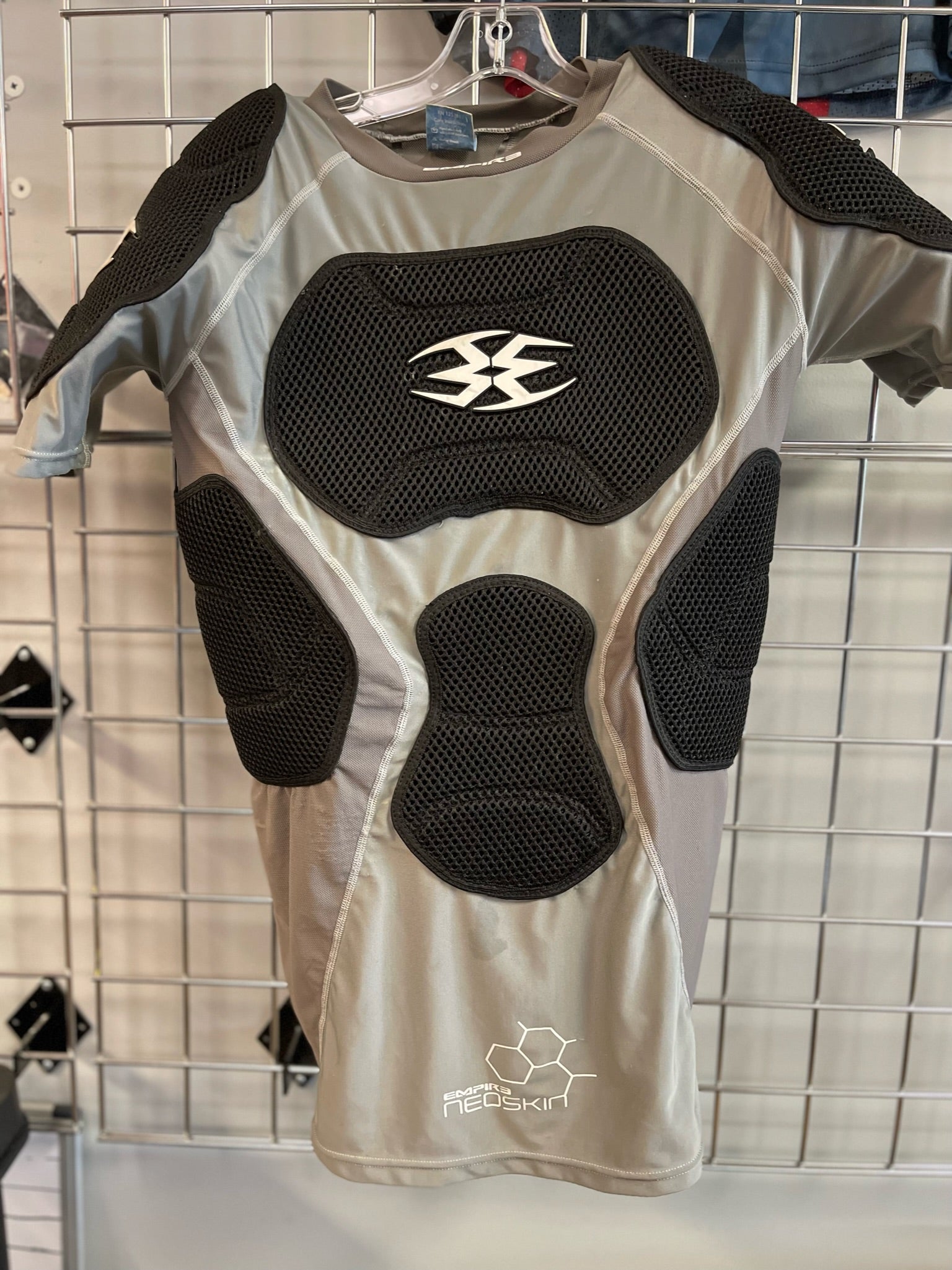 Empire chest online protector