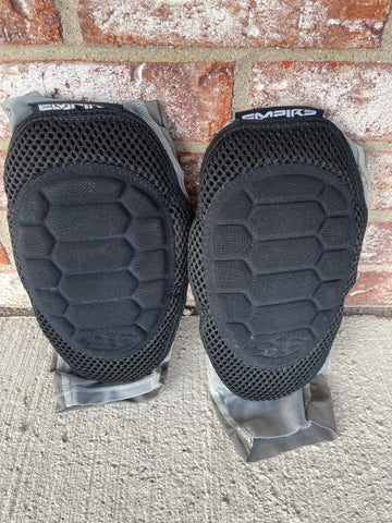 Used Empire NeoSkin Knee Pads - Medium