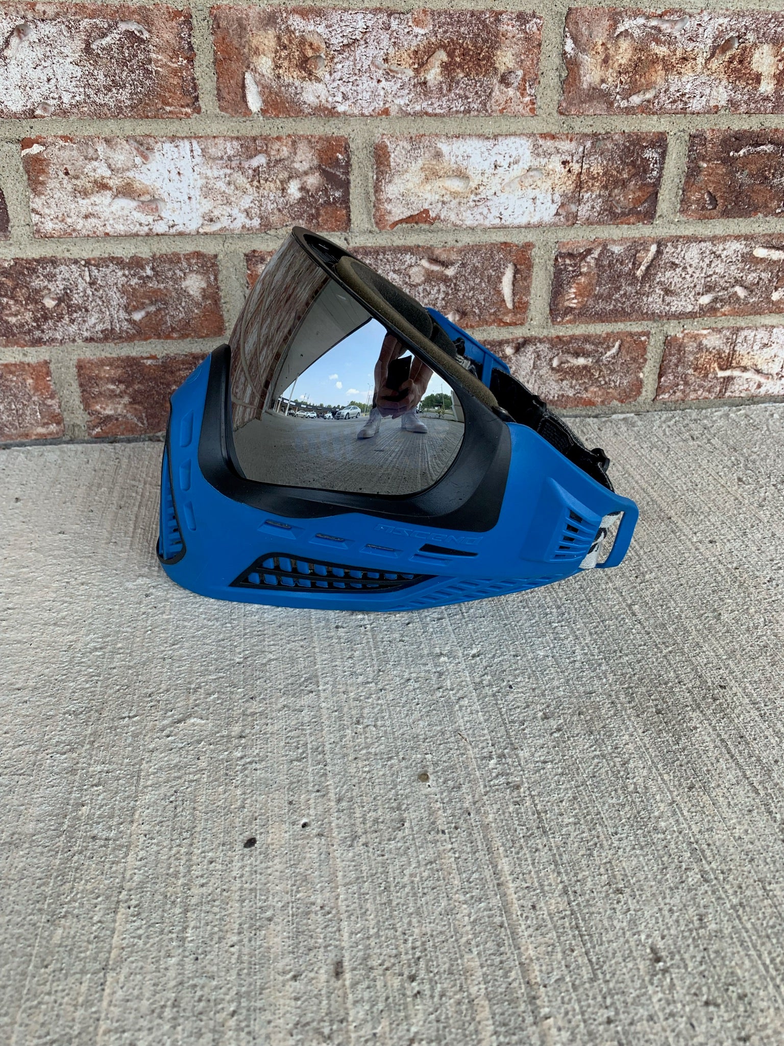 Used Virtue Vio Ascend Paintball Mask - Blue w/ Silver Mirror Lens