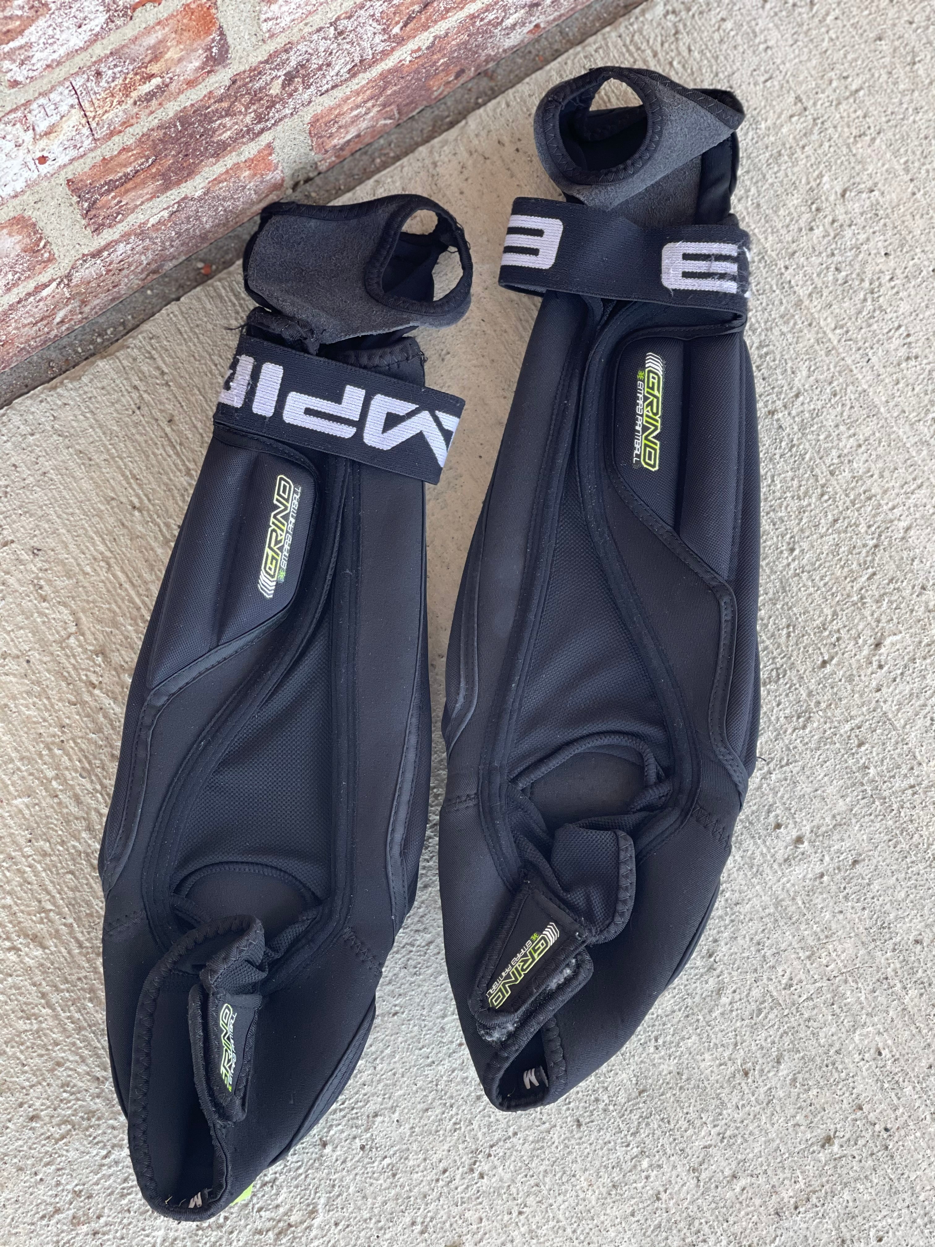 Used Empire Elbow Pads - Medium