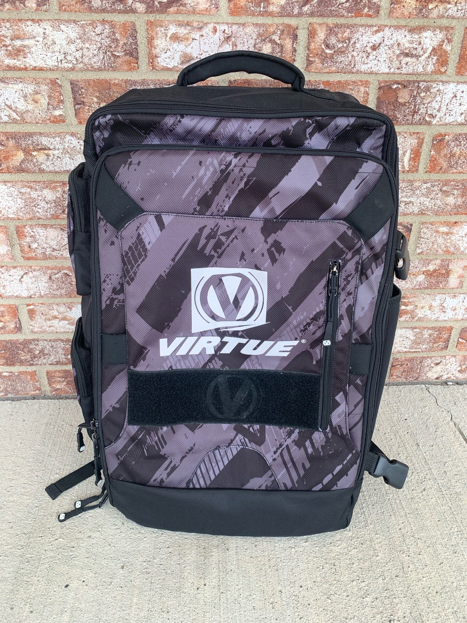 Used Virtue Gambler Back pack - Graphic Black