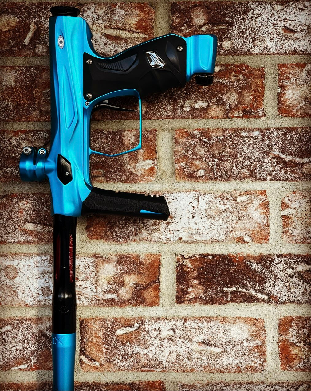 Shocker AMP Paintball Gun - Teal / Polished Black