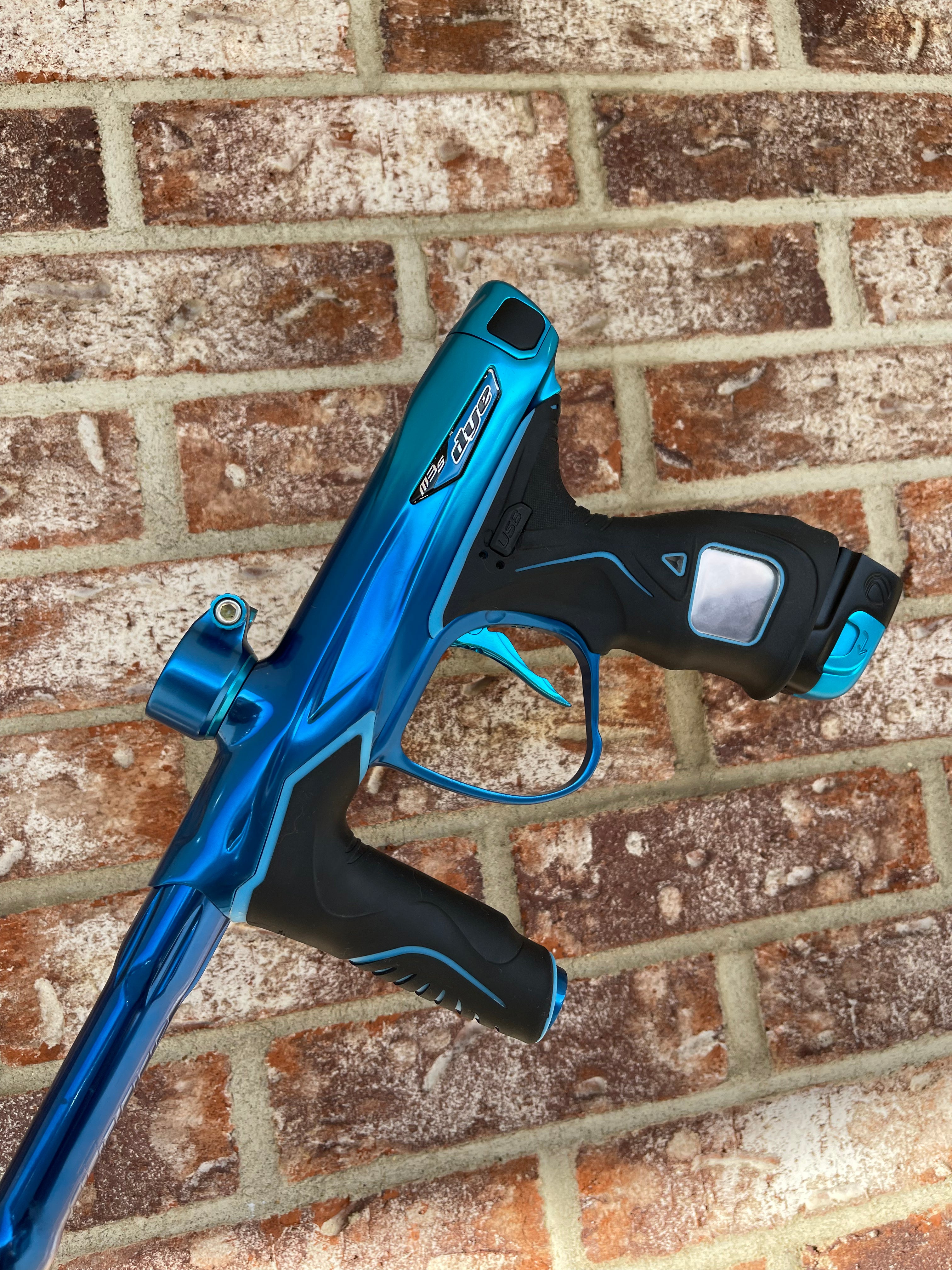 Used Dye M3S Paintball Marker - Deep Waters w/ SLAP ASA and Flex Face Bolt