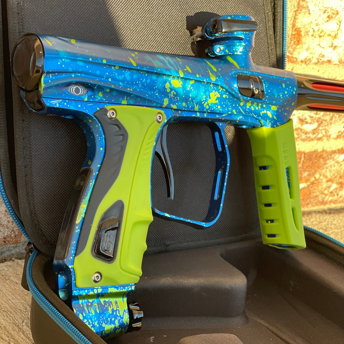 Used Shocker XLS Paintball Marker - Seattle Thunder Edition
