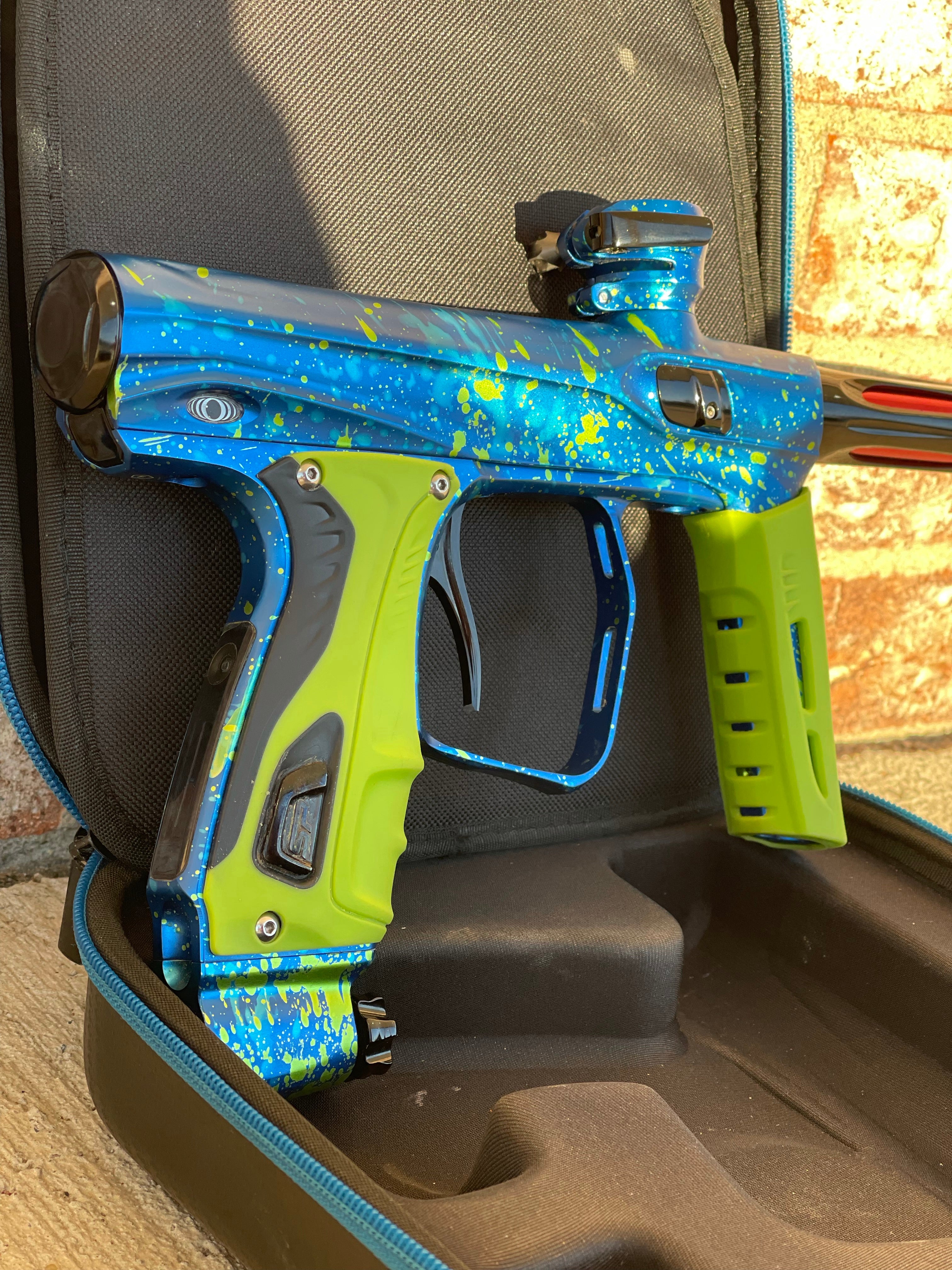 Used Shocker XLS Paintball Marker - Seattle Thunder Edition