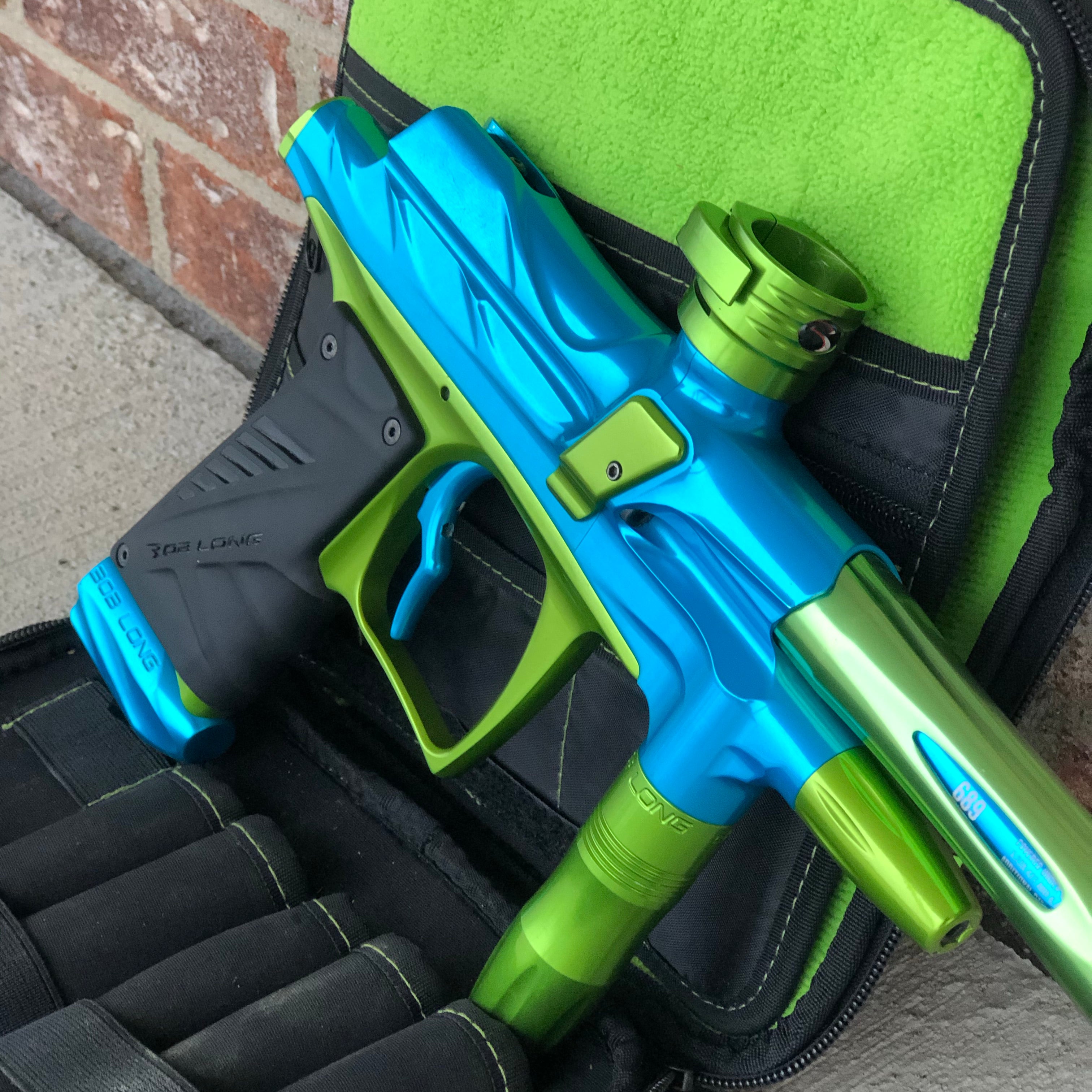 Used Bob Long Stratus Cut G6R Paintball Gun - Teal / Green