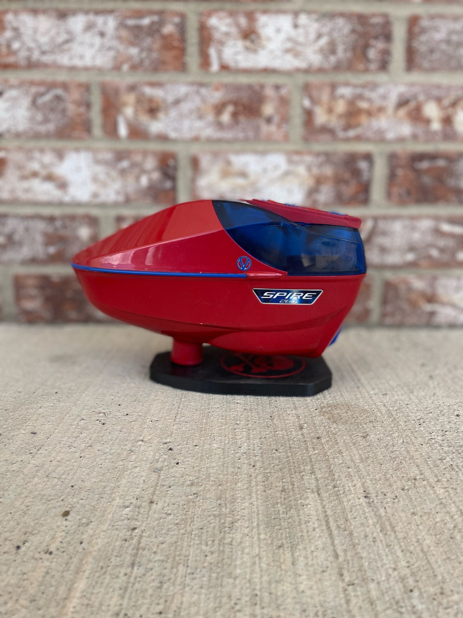 Used Virtue Spire 260 Paintball Loader - Red/Blue w/ Speedfeed