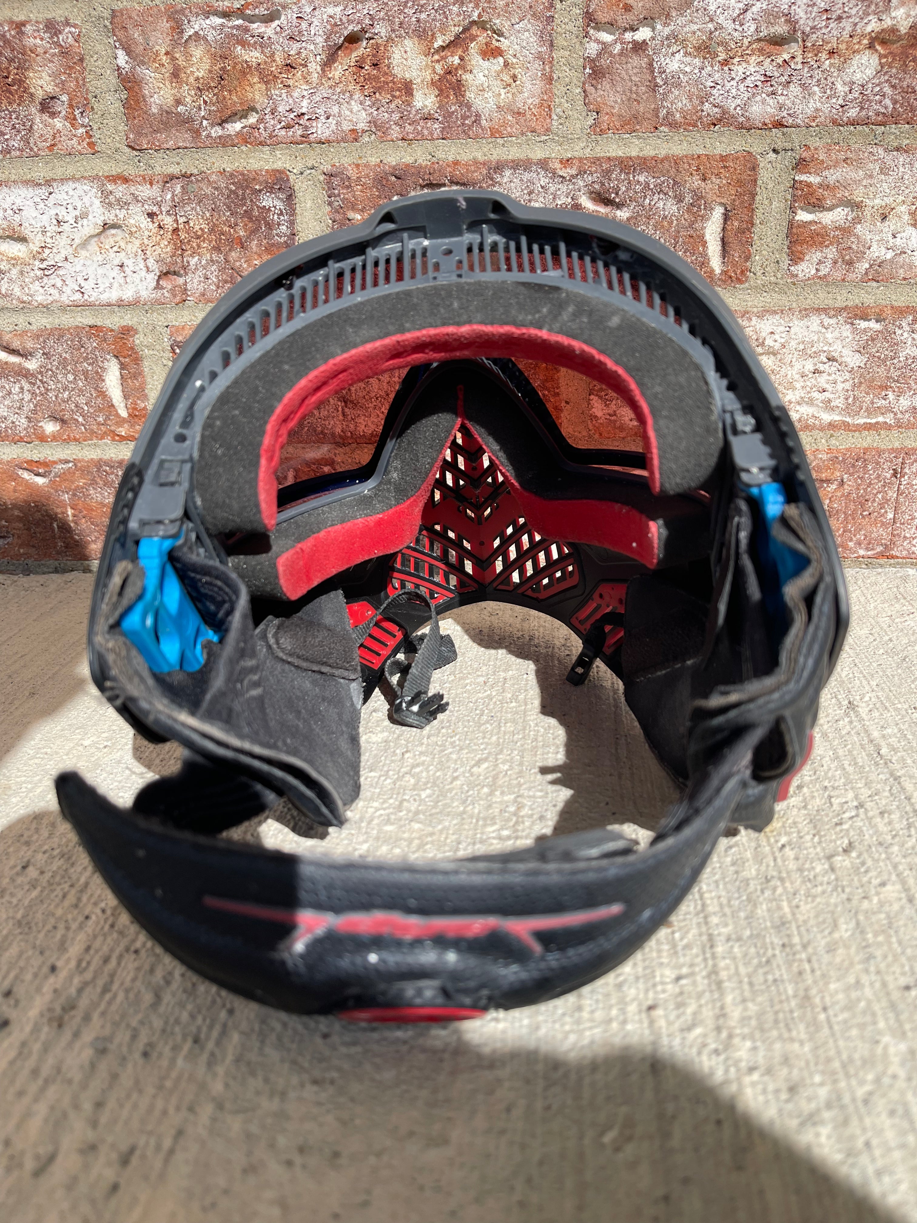 Used Dye i5 Paintball Goggle - Black/Red