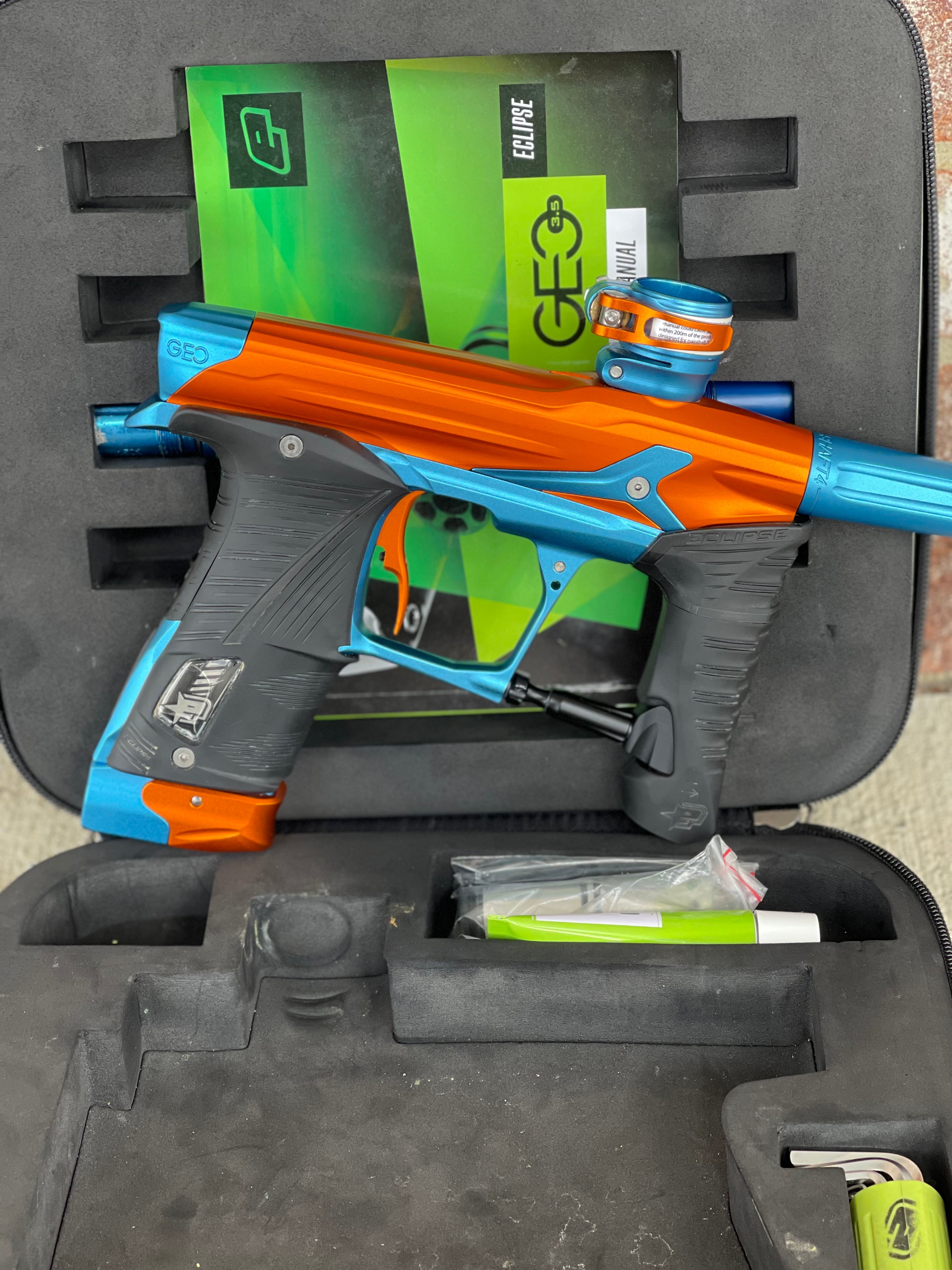 Used Planet Eclipse Geo 3.5 Paintball Gun - Orange/Blue