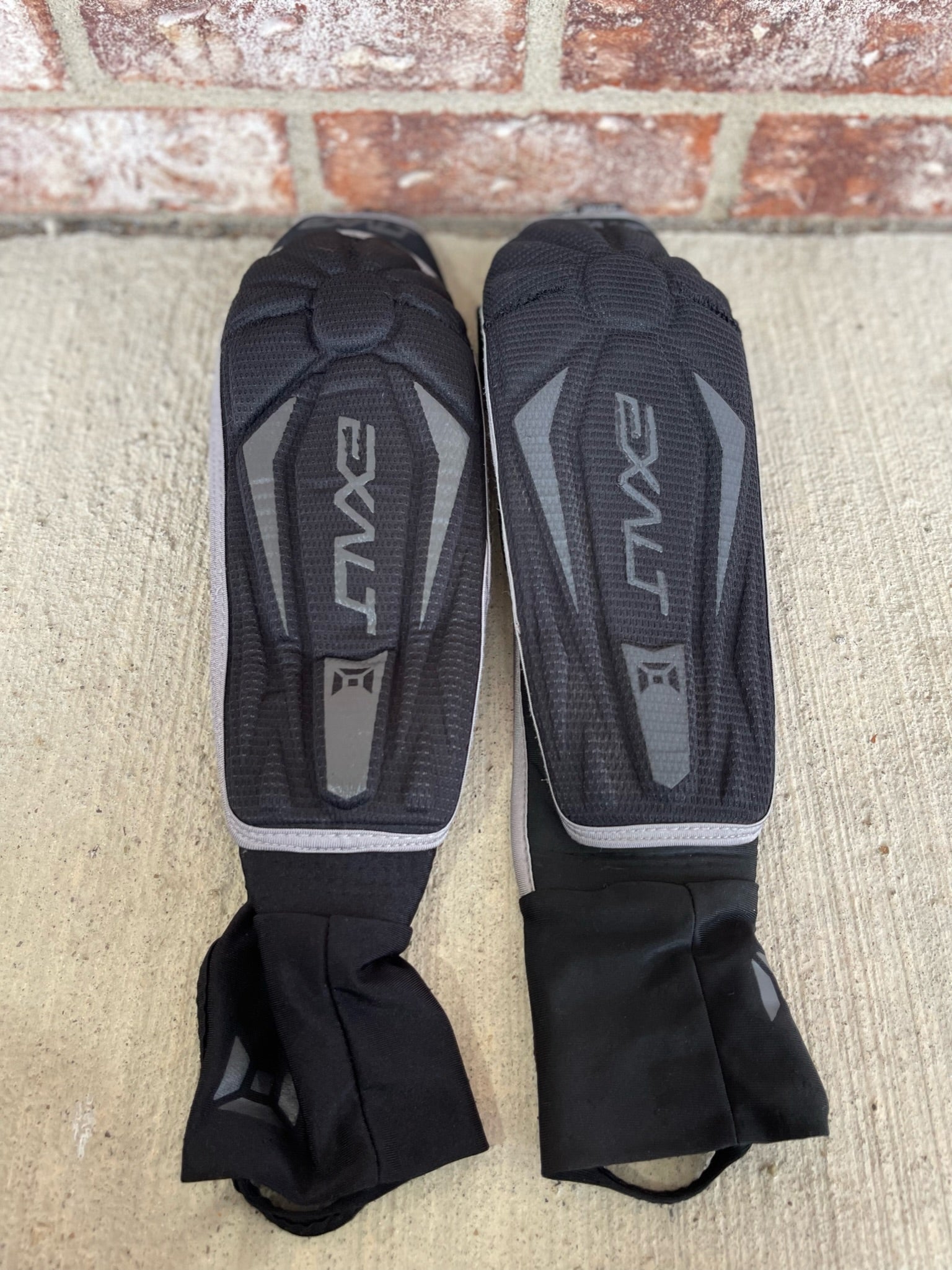 Used Exalt Elbow Pads - Large/X-Large