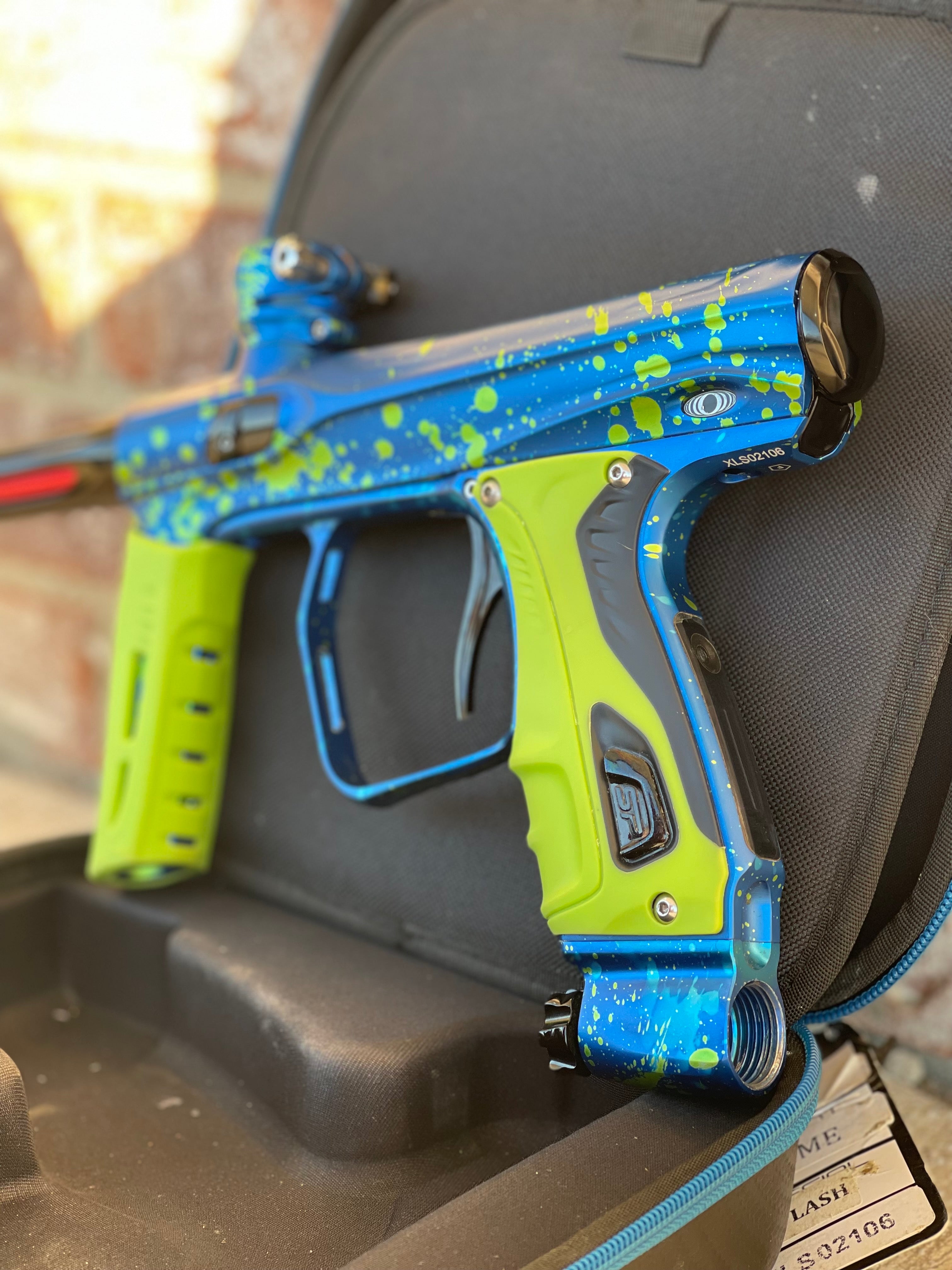 Used Shocker XLS Paintball Marker - Seattle Thunder Edition