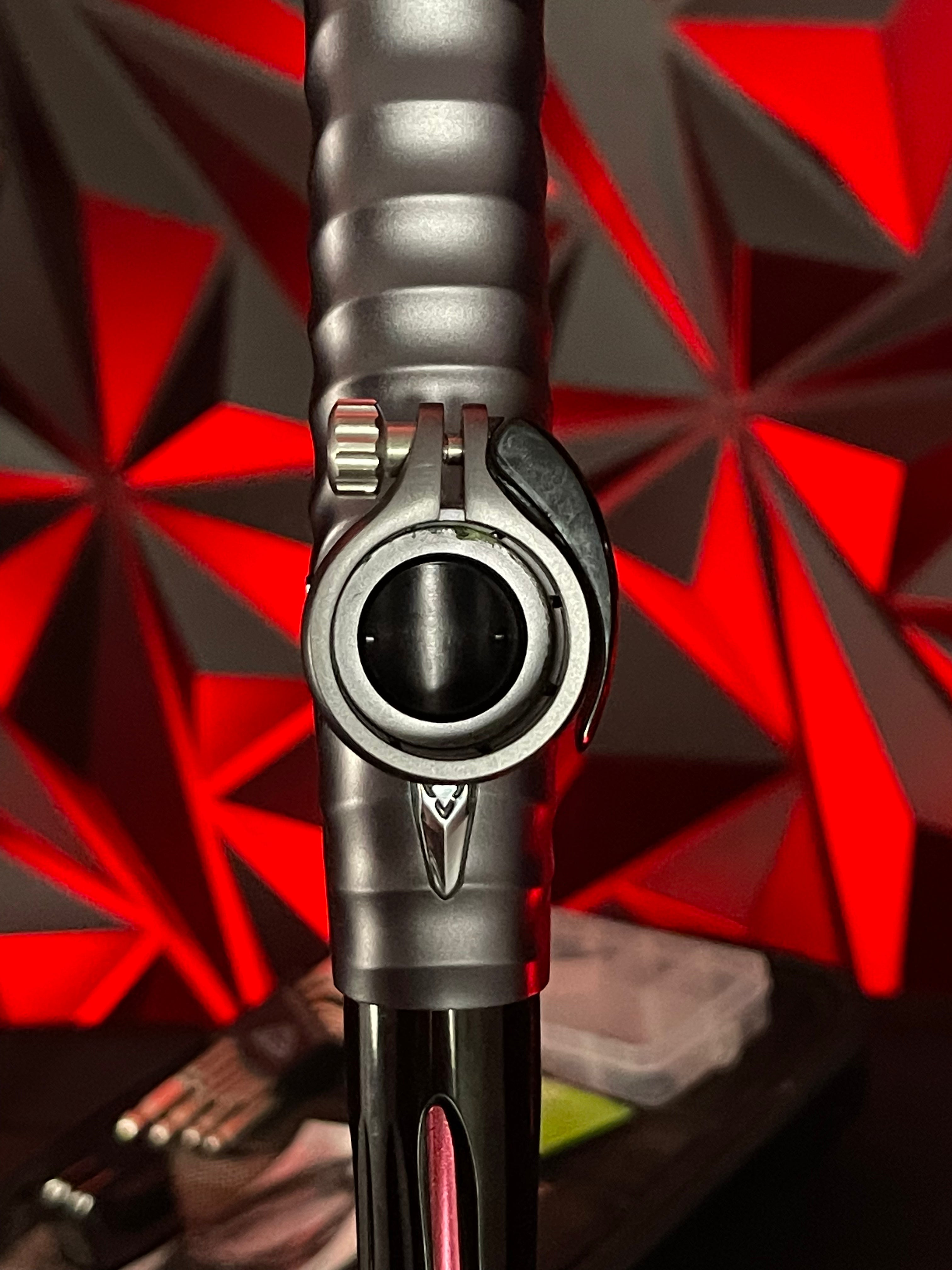 805593_8 805593_8