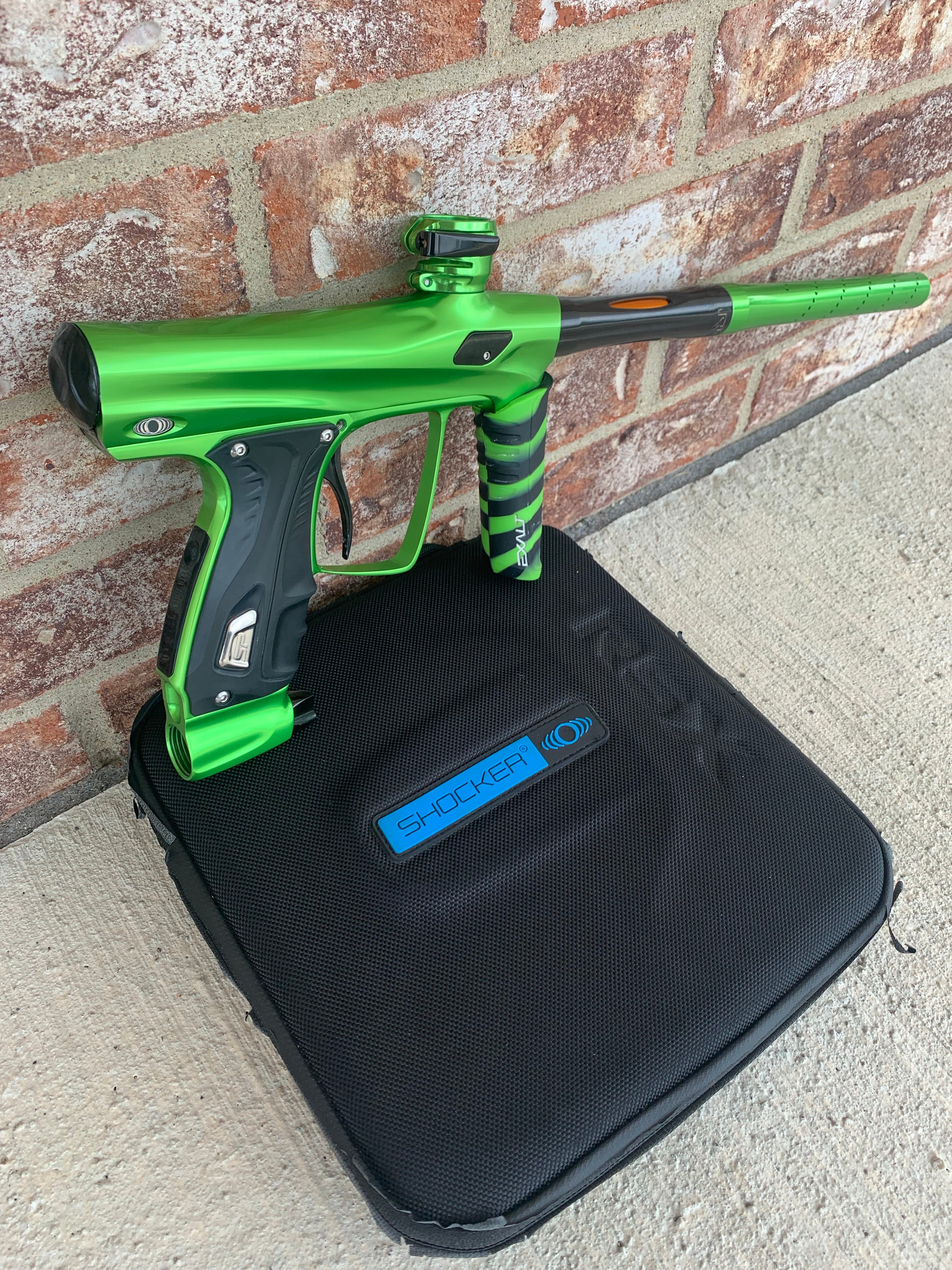 Smart Parts Shocker RSX Paintball Marker- Lime