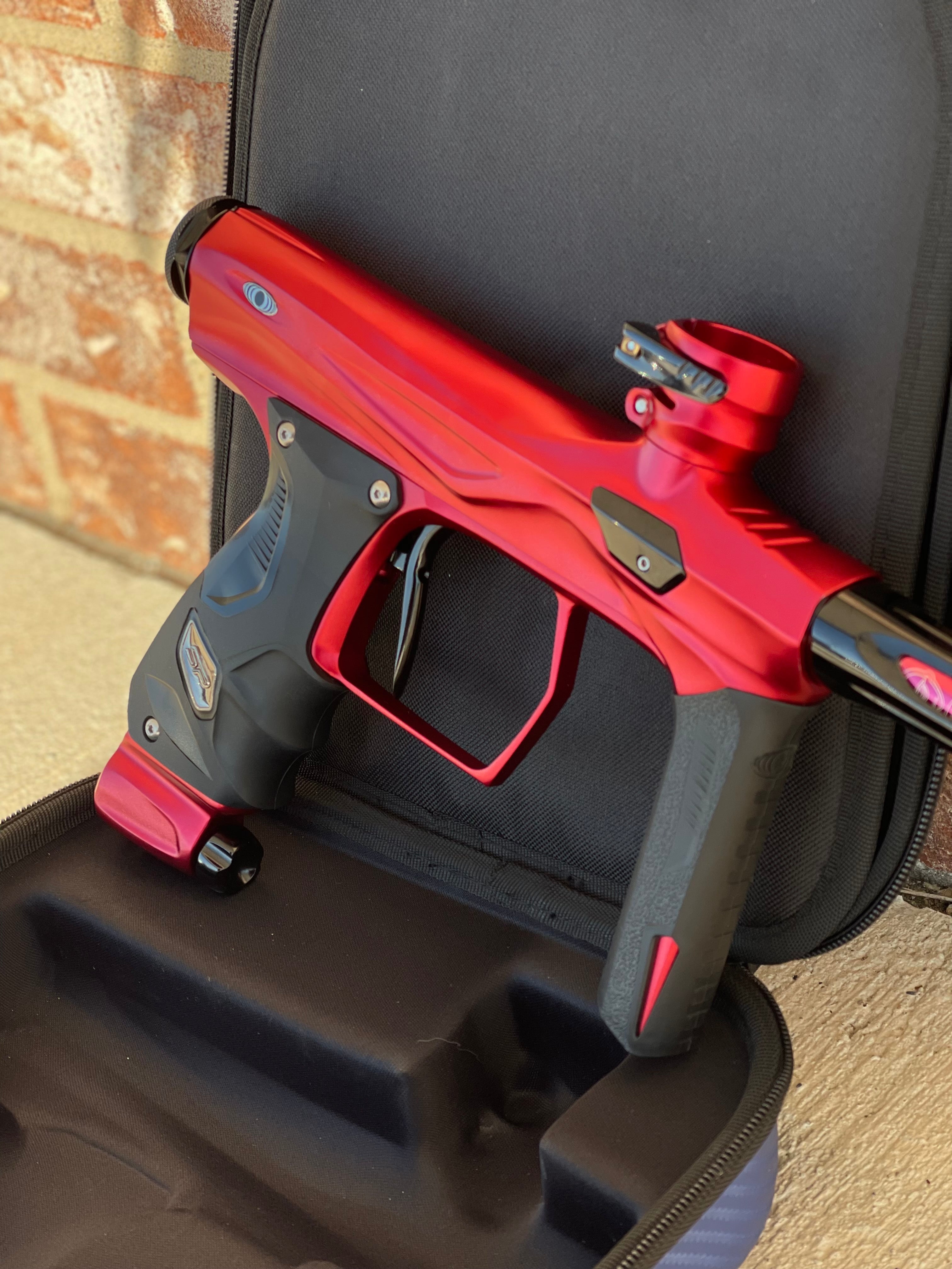 Used Shocker Amp Paintball Gun - Red