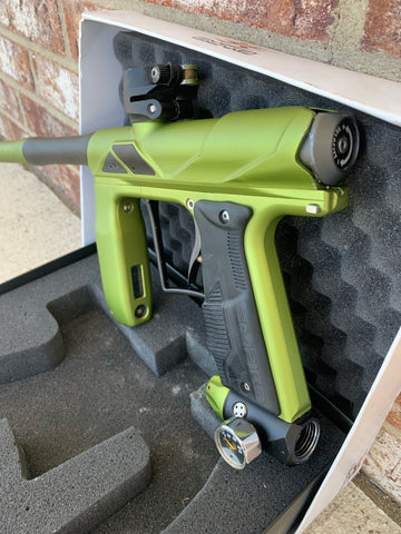 Used Empire Axe Pro Paintball Gun - Green/Black
