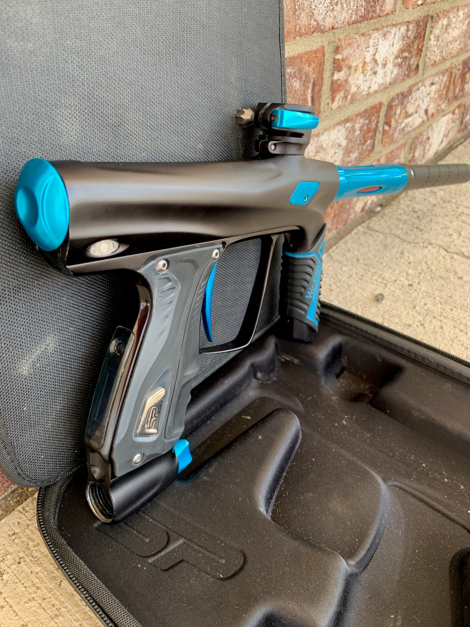 Used Smart Parts Shocker RSX Paintball Marker- Dust Black / Gloss Teal