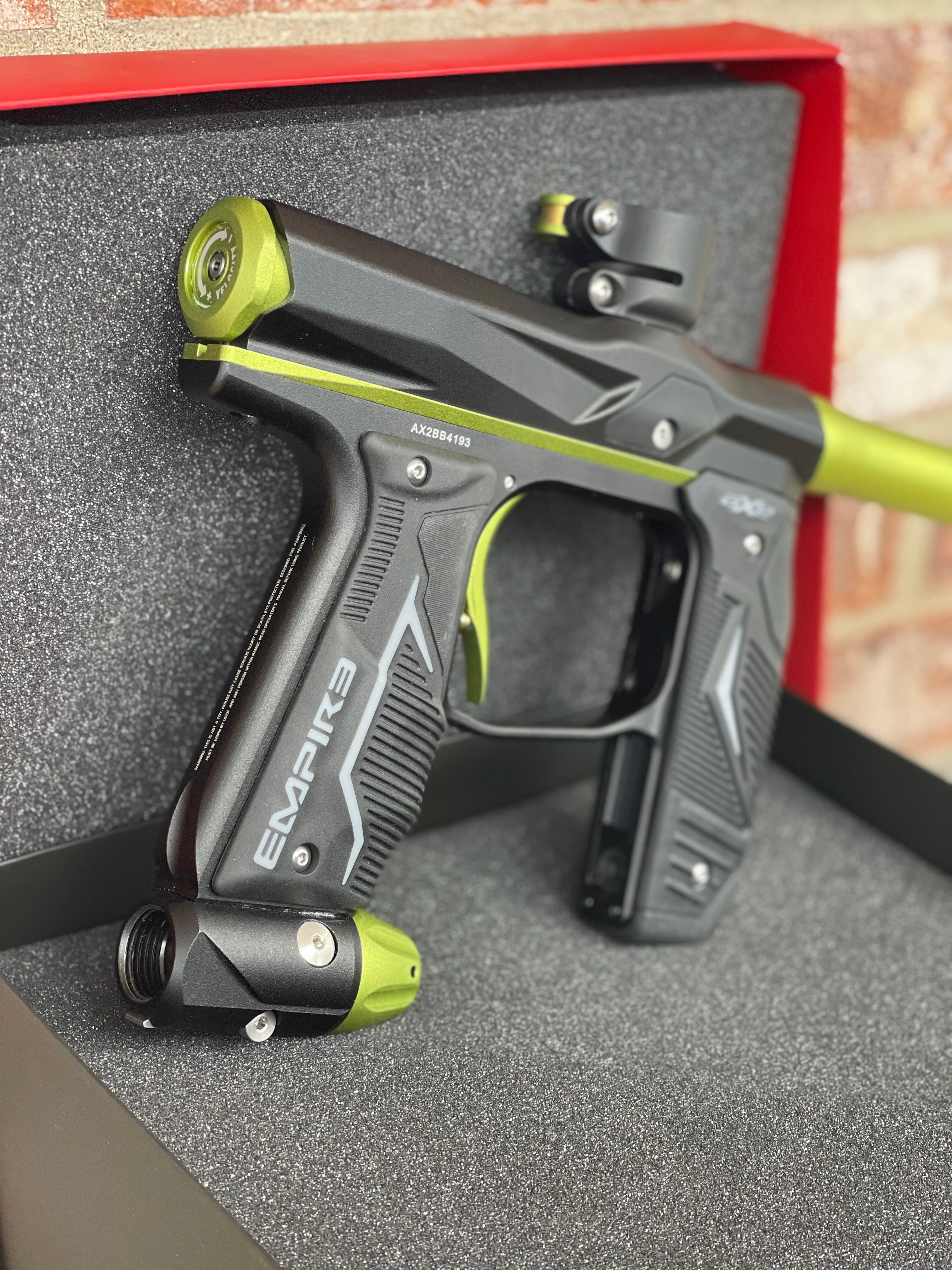 Used Empire Axe 2.0 Paintball Gun - Black w/Lime Accents