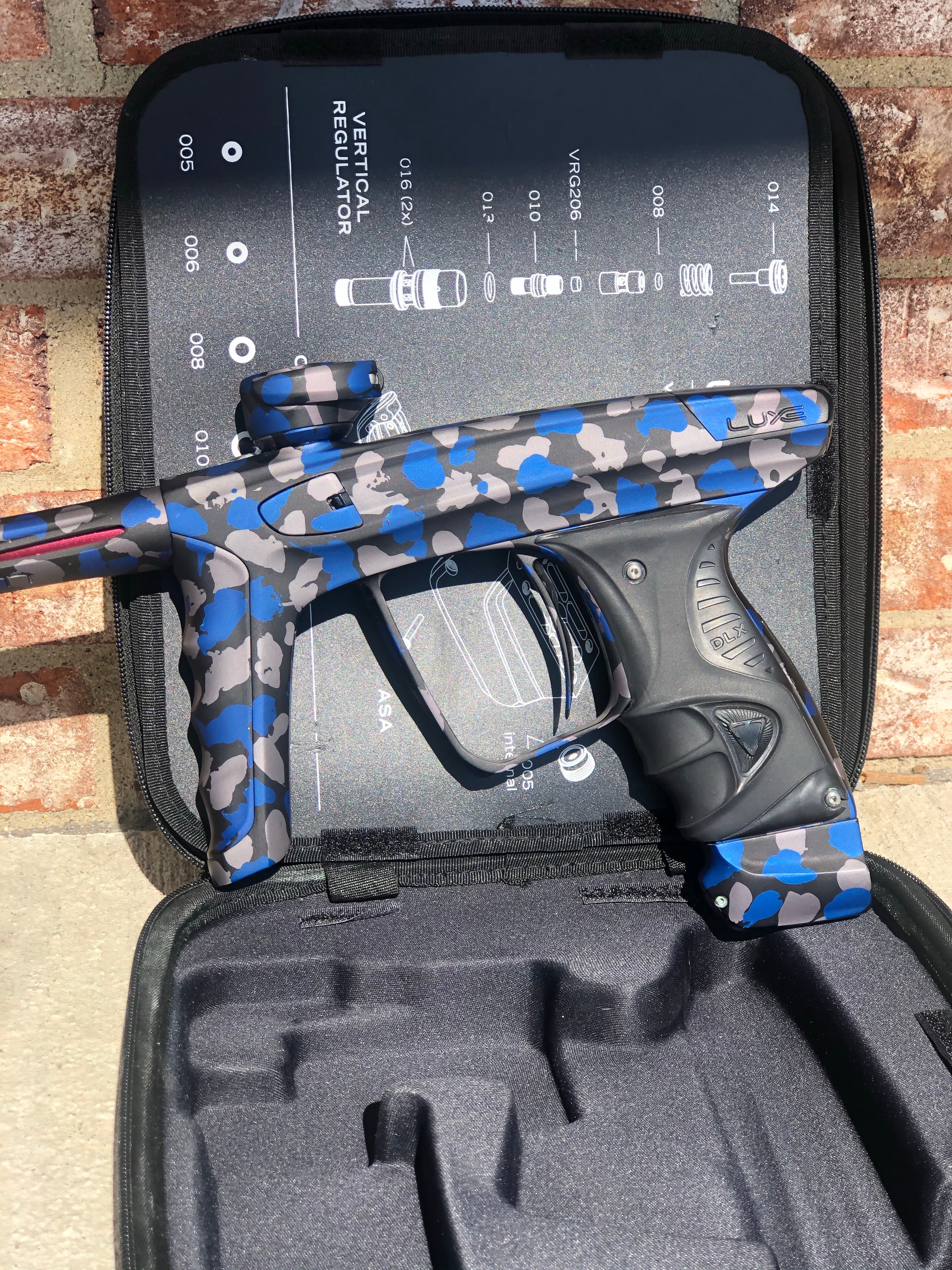 Used DLX Luxe X Paintball Gun - Midnight Camo