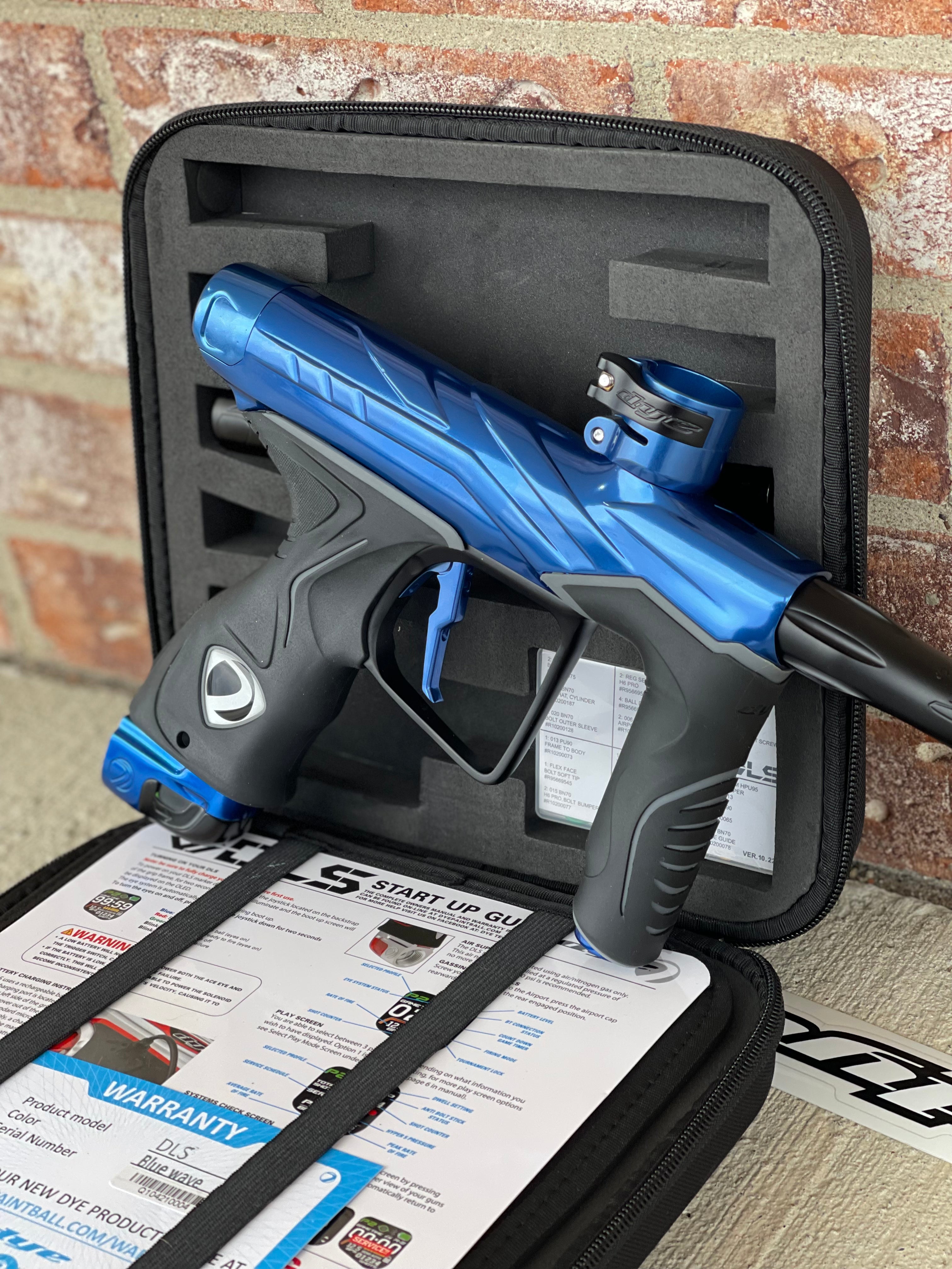 Used Dye DLS Paintball Marker - Blue Wave