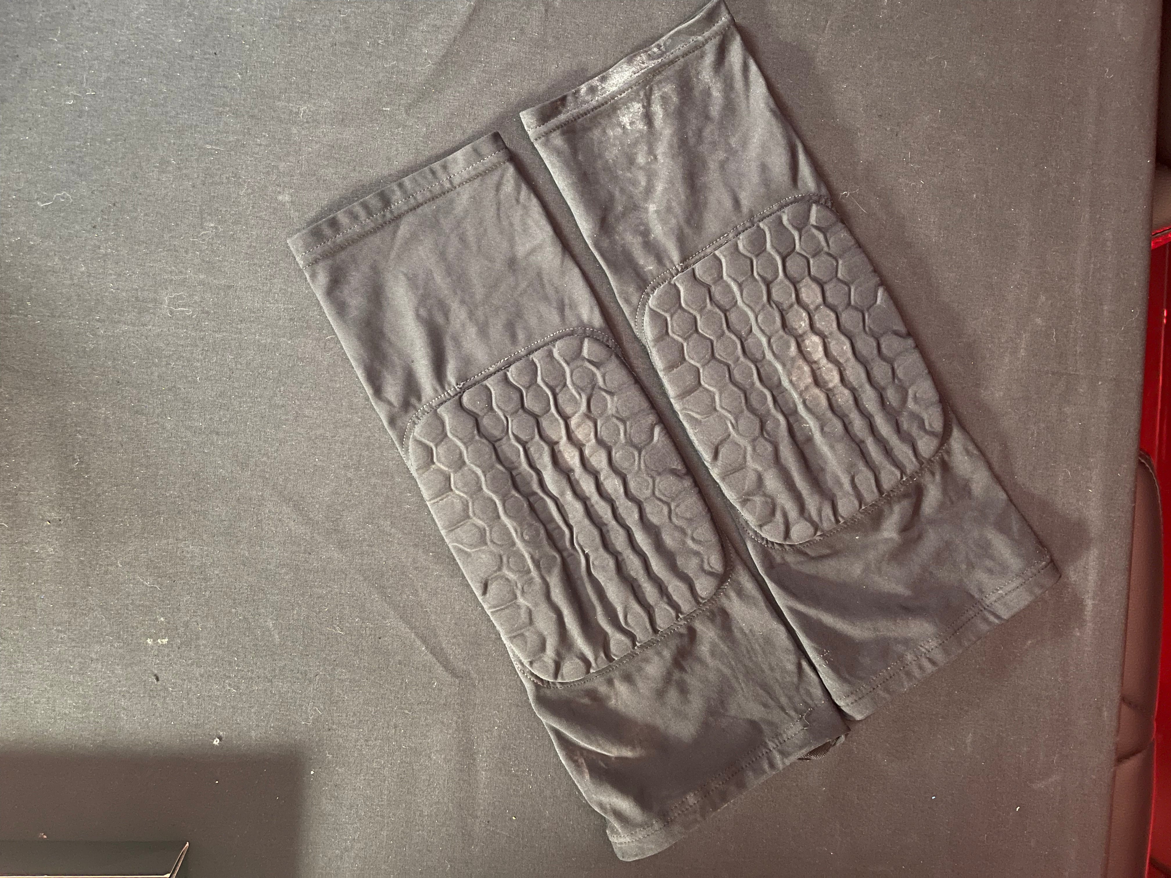 Used Knee Pads- Black - M/L *size is a guess*