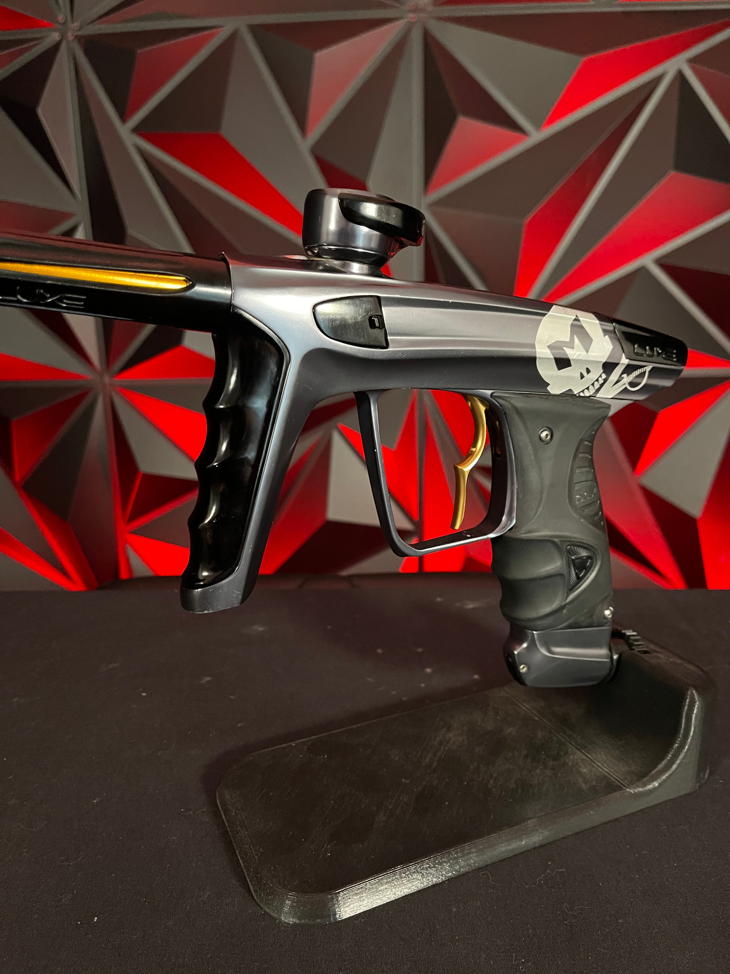 Used DLX Luxe ICE Paintball Marker - LE Tsunami - Punishers Paintball - Foto 3