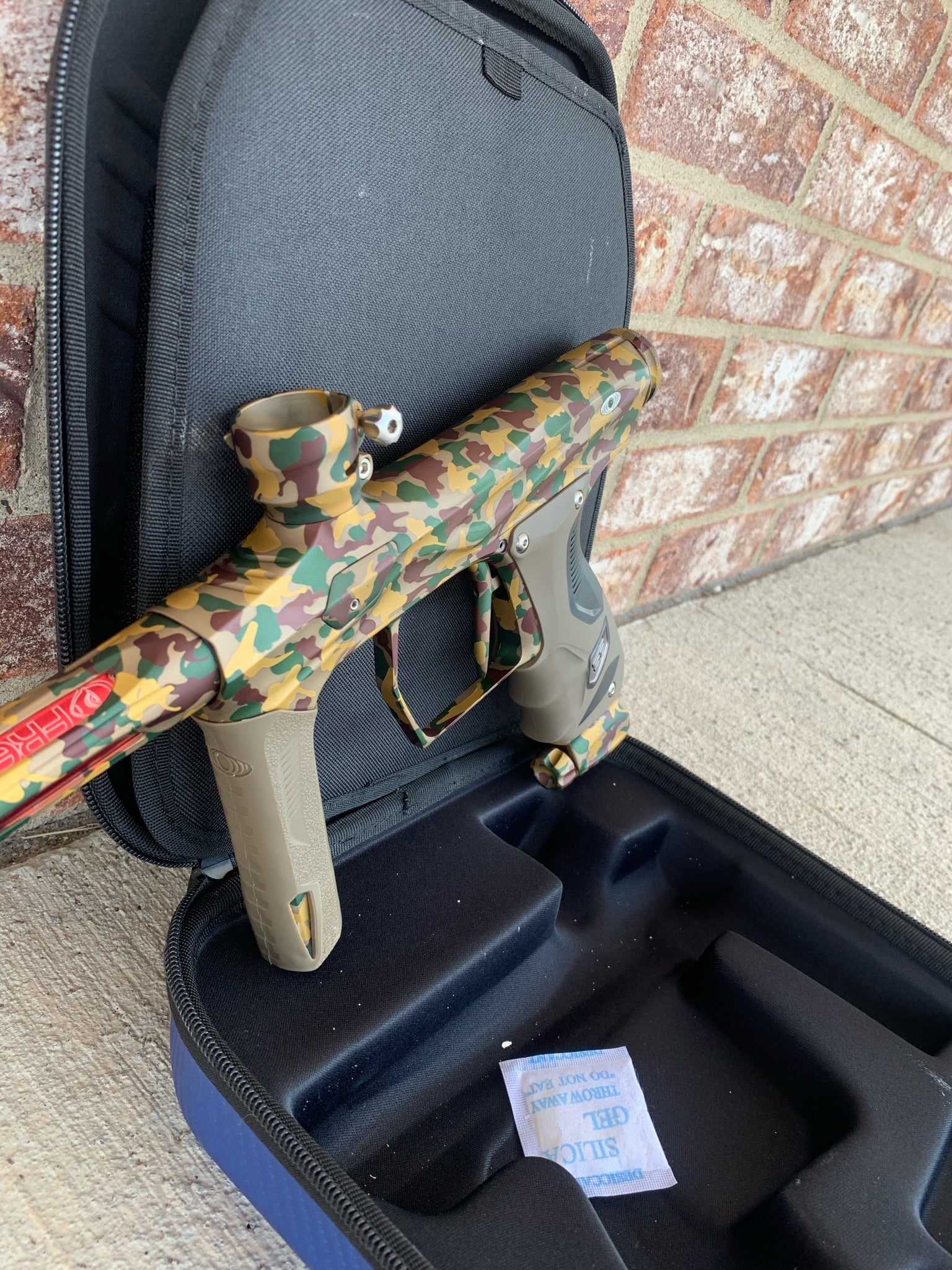 Used SP Shocker Amp Paintball Gun - LE Woodland Camo #9