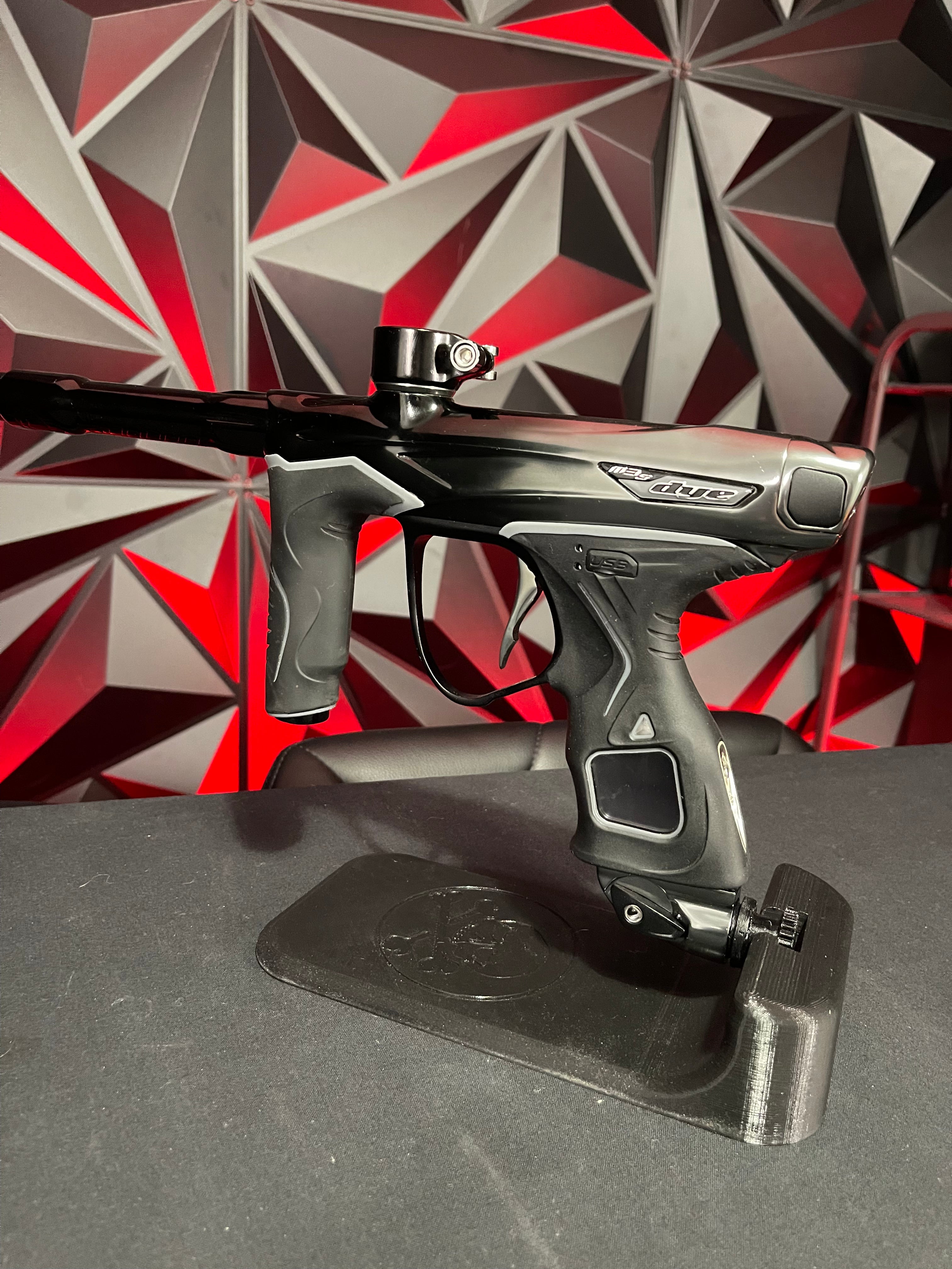 Used Dye M3S Paintball Gun Abyss w/ Flex Face Bolt Punishers Paintball