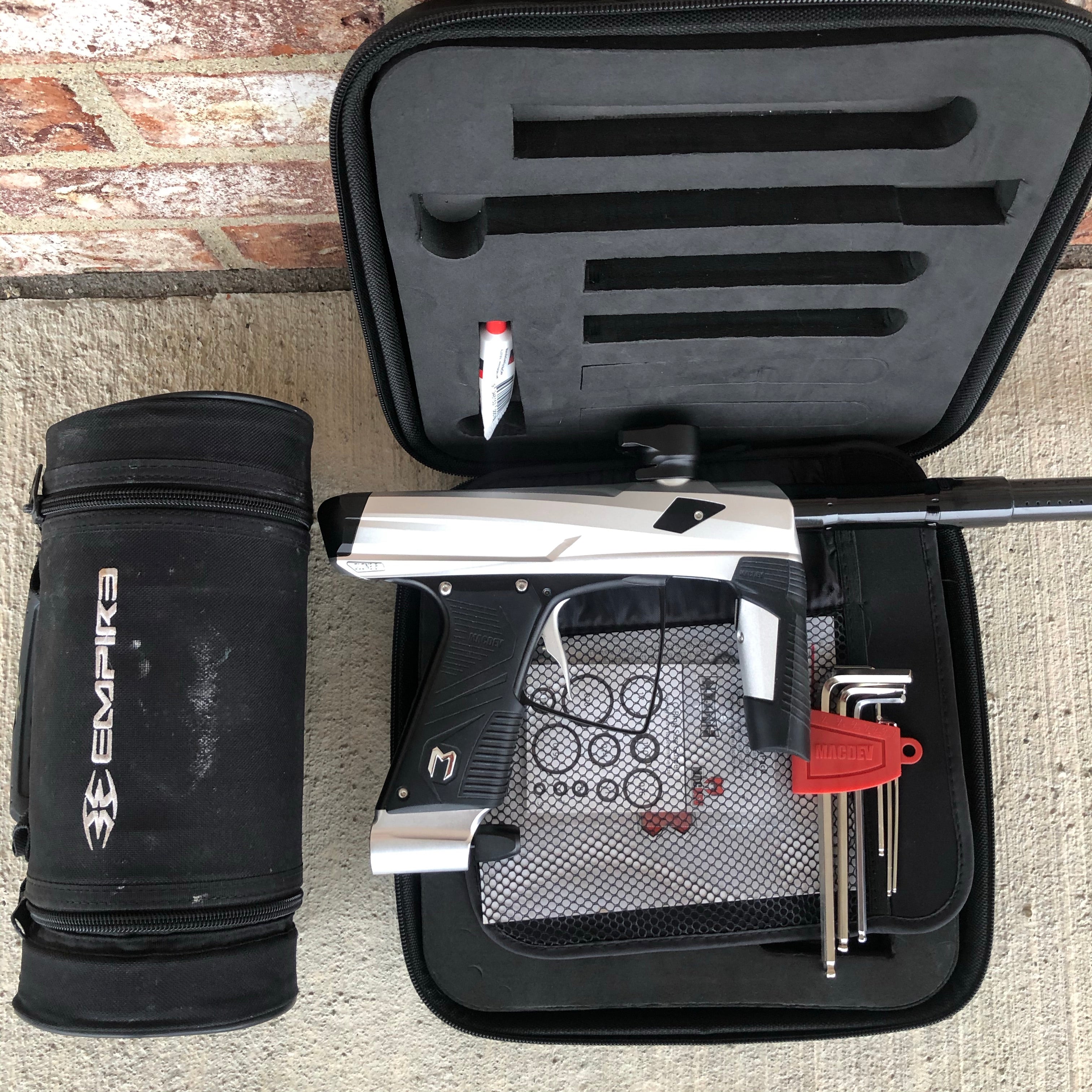 Used MacDev Clone 5 Infinity Paintball Gun - Silver/Black (Stormtrooper)