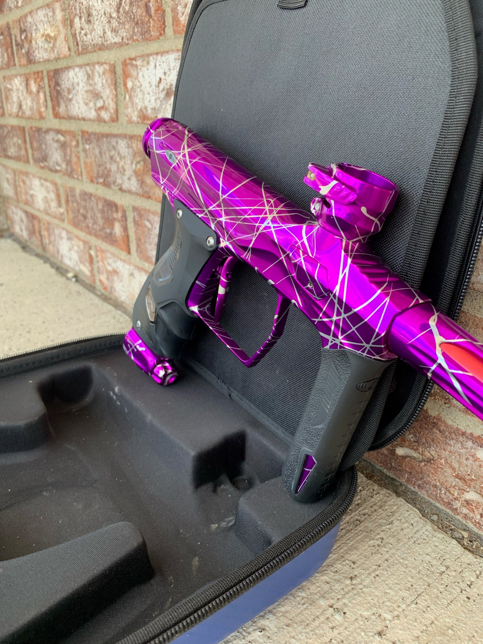 Used Shocker Amp Paintball Gun - Purple Splash