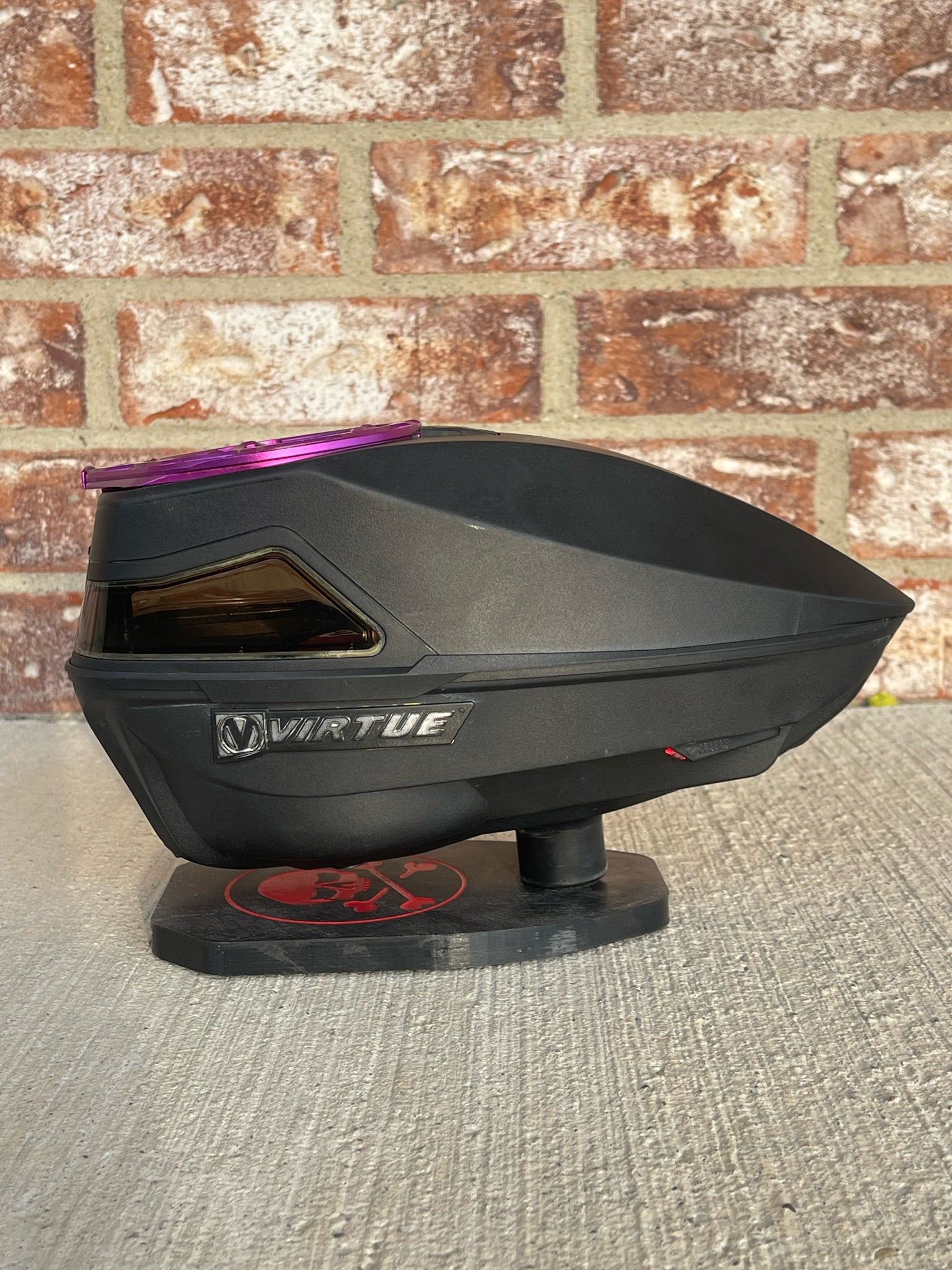 Used Virtue Spire IV 280 Paintball Loader - Black w/ Purple EVO Speed feed