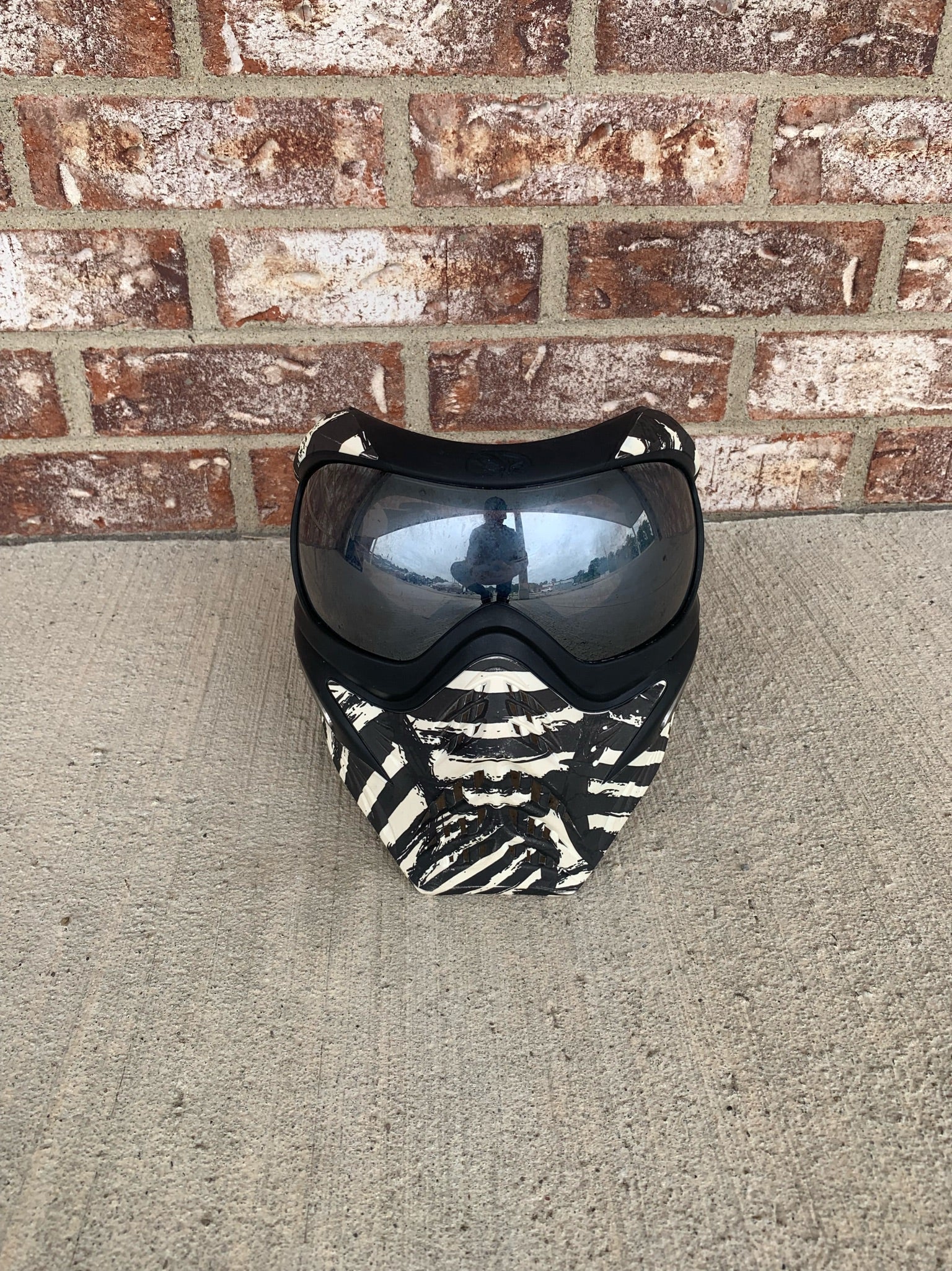 Used V-Force Grill Paintball Mask - Zebra LE w/ Quicksilver Lens