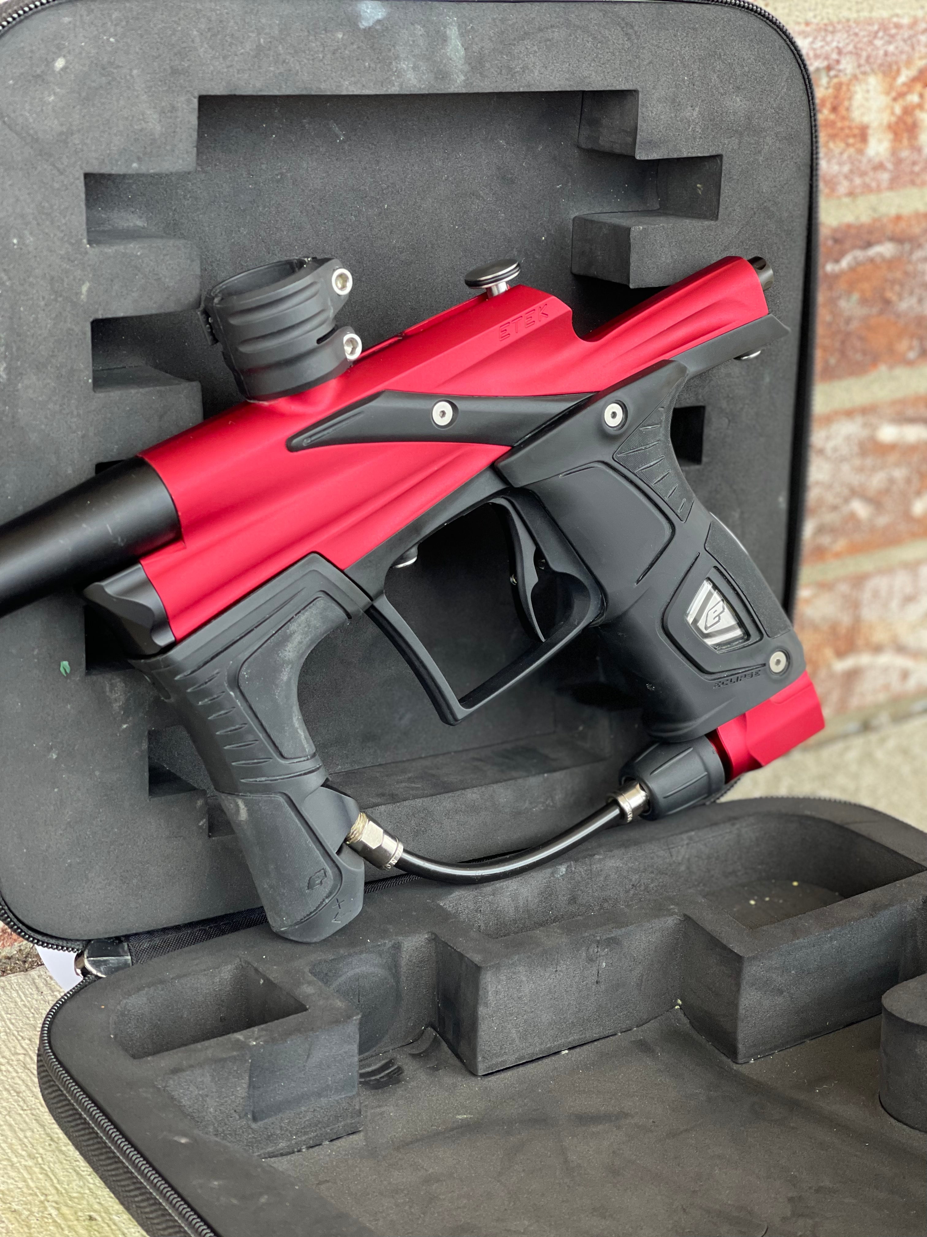 Used Planet Eclipse Etek5 Paintball Marker- Dust Red / Dust Black *Non-OLED*