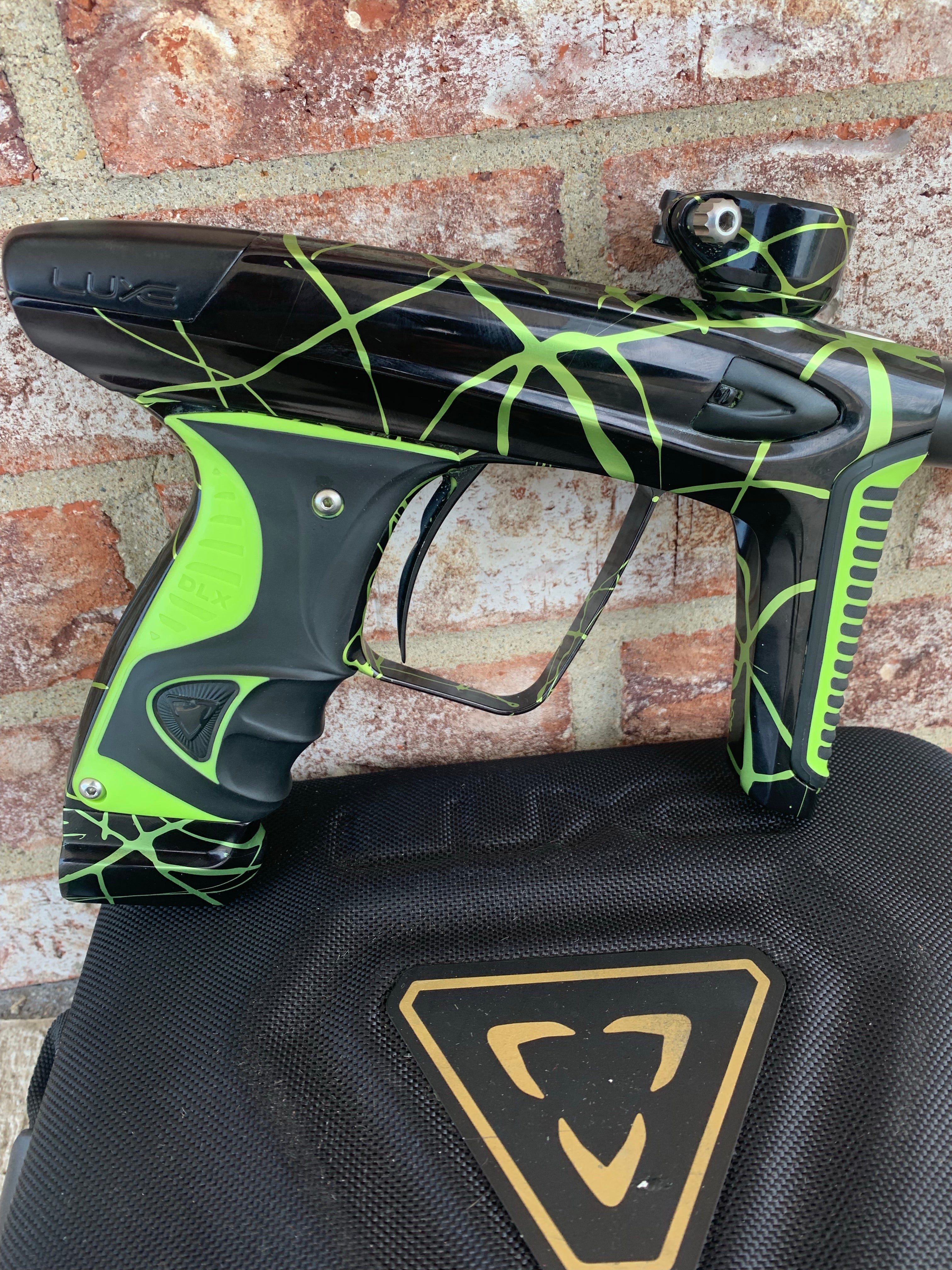 Used Smart Parts DLX Luxe Ice Paintball Marker- Black/Lime 3D Splash