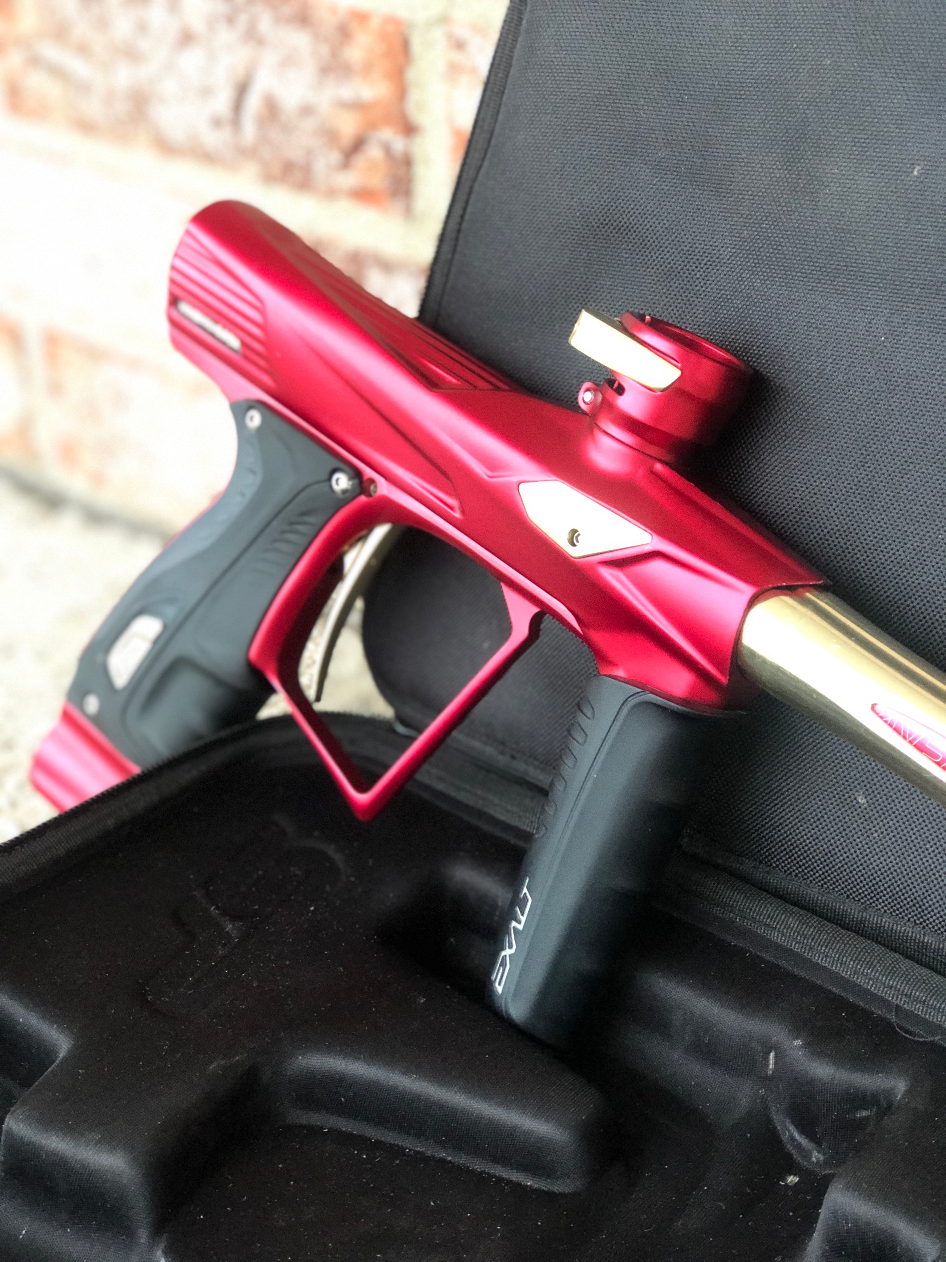 Used HK Army Shocker RSX Paintball Marker- Red / Gold