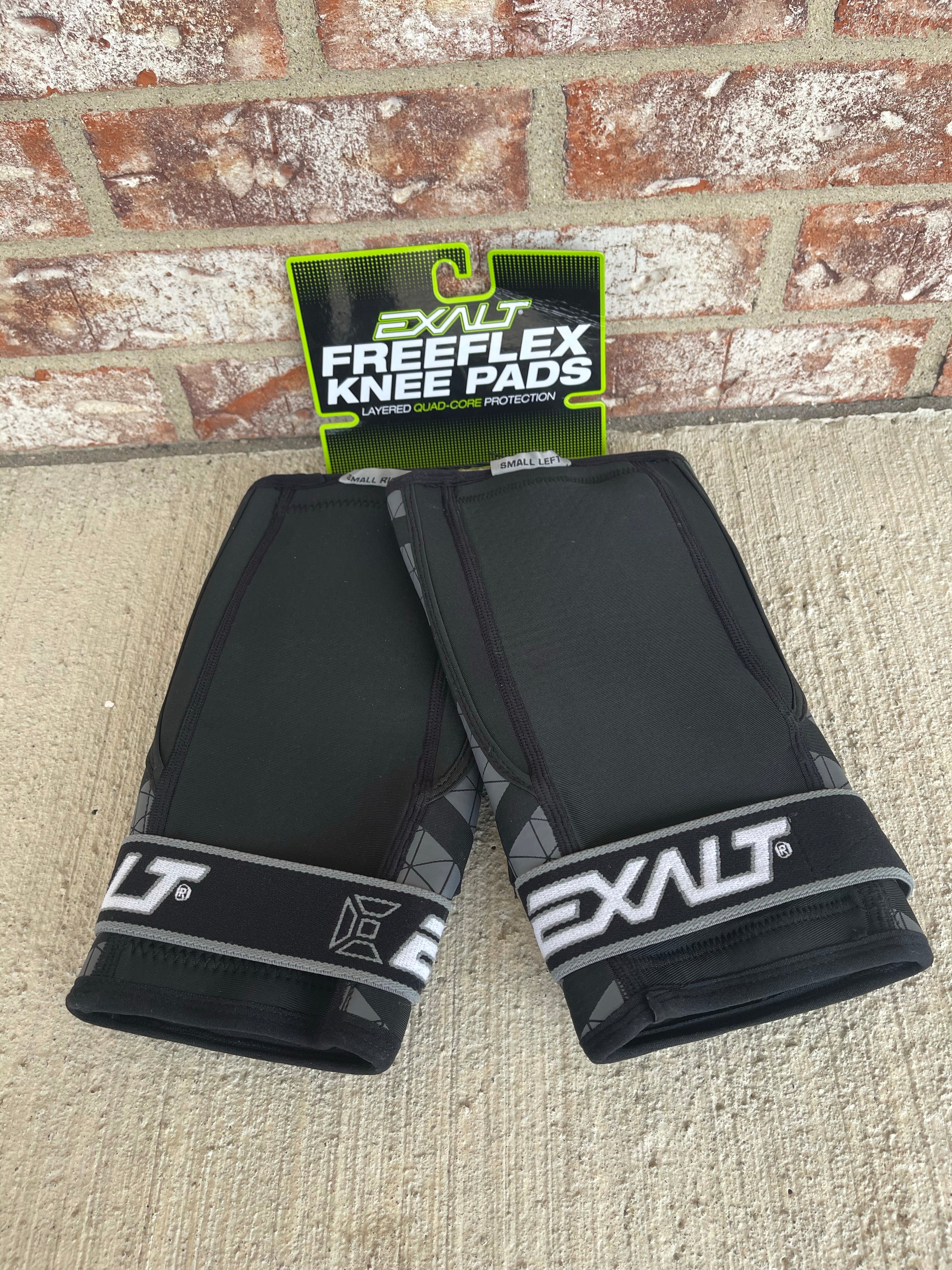 Used Exalt Freeflex Knee Pads - Small - Black