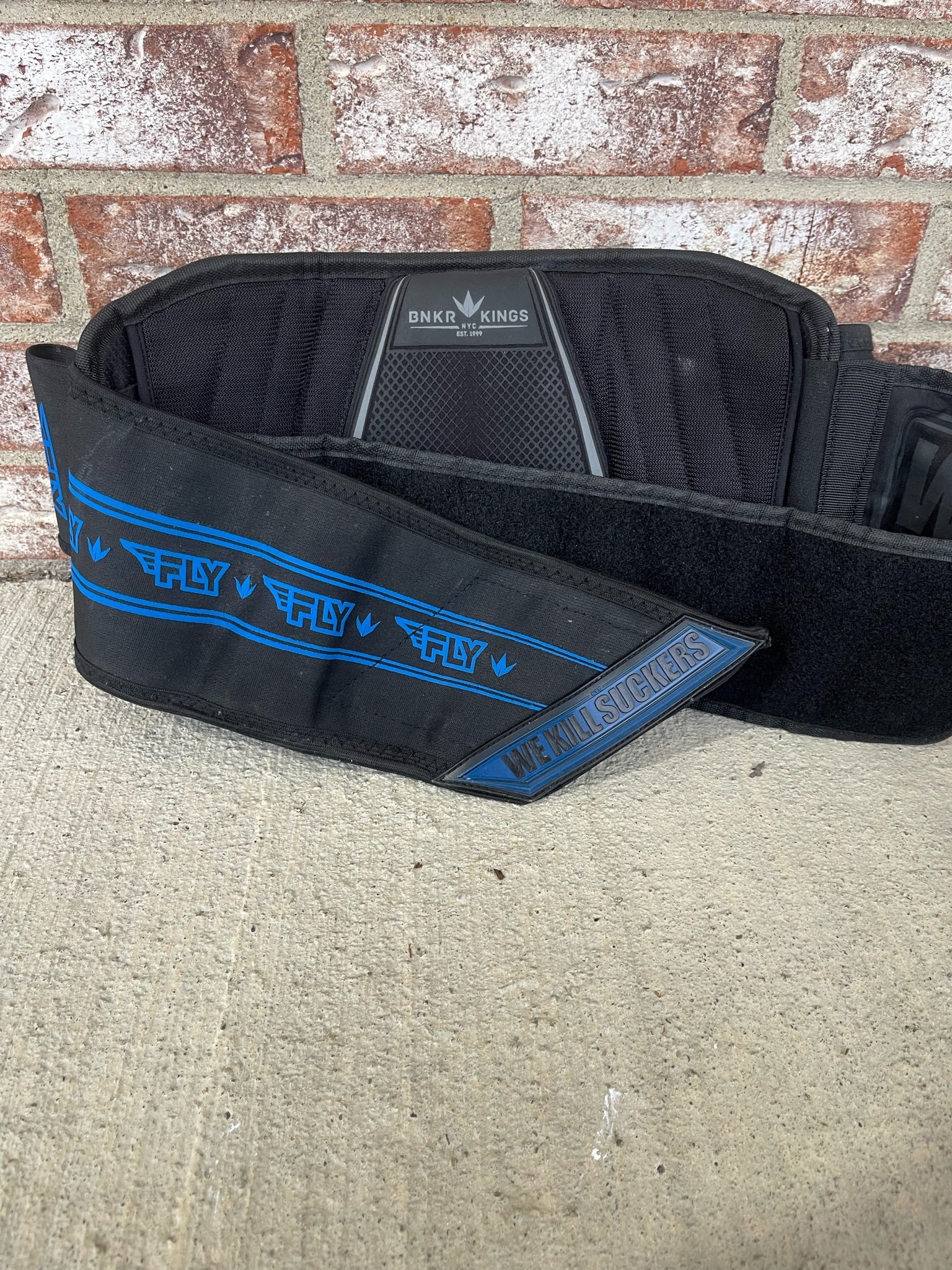Virtue Elite Harness Paintball Battlepack (4+7) - Reality Brush Camo Virtue Elite Harness Paintball Battlepack (4+7) - Reality Brush Camo