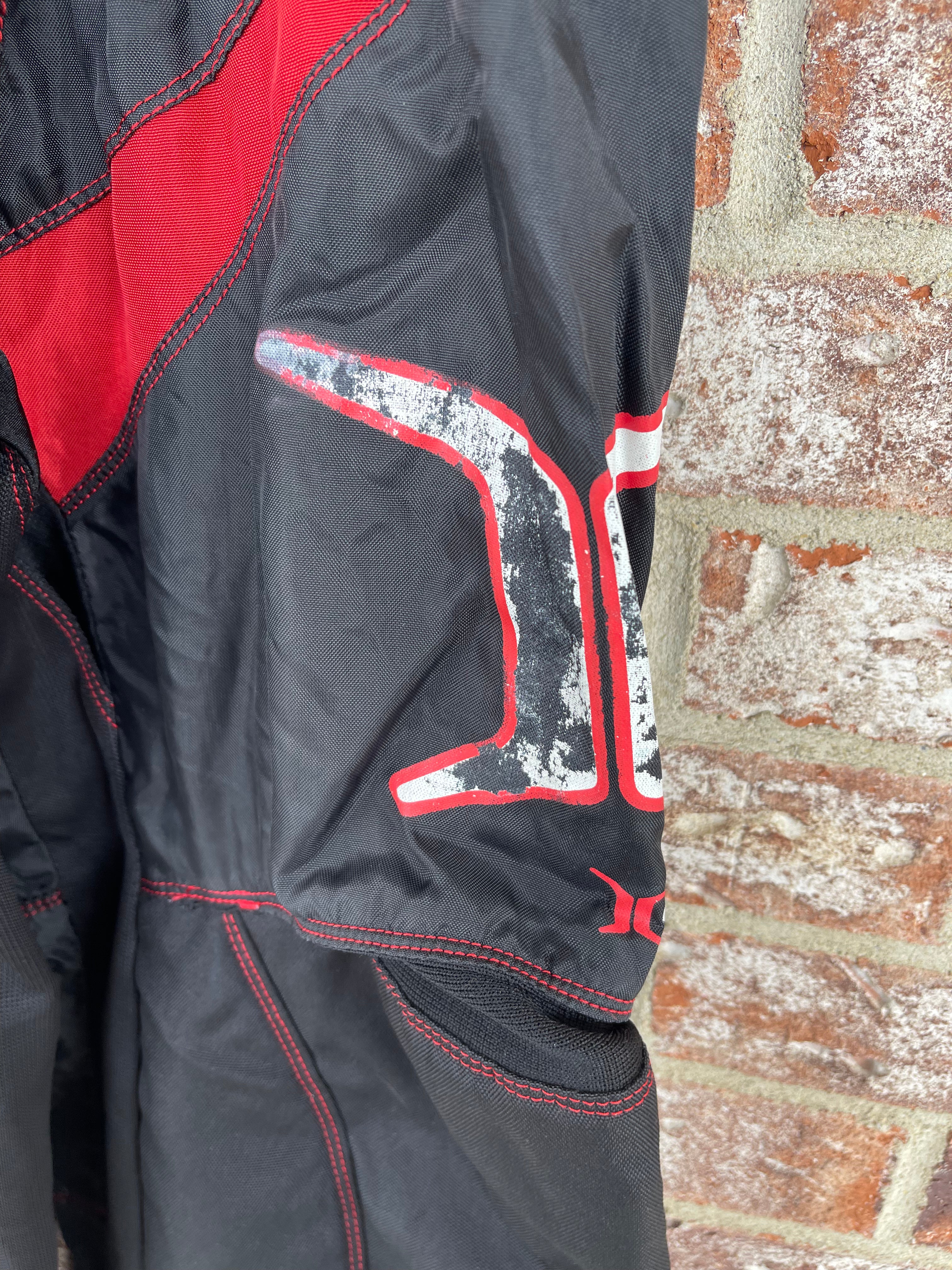 Used Invert Paintball Pants - Black/Red - Medium (30-36)