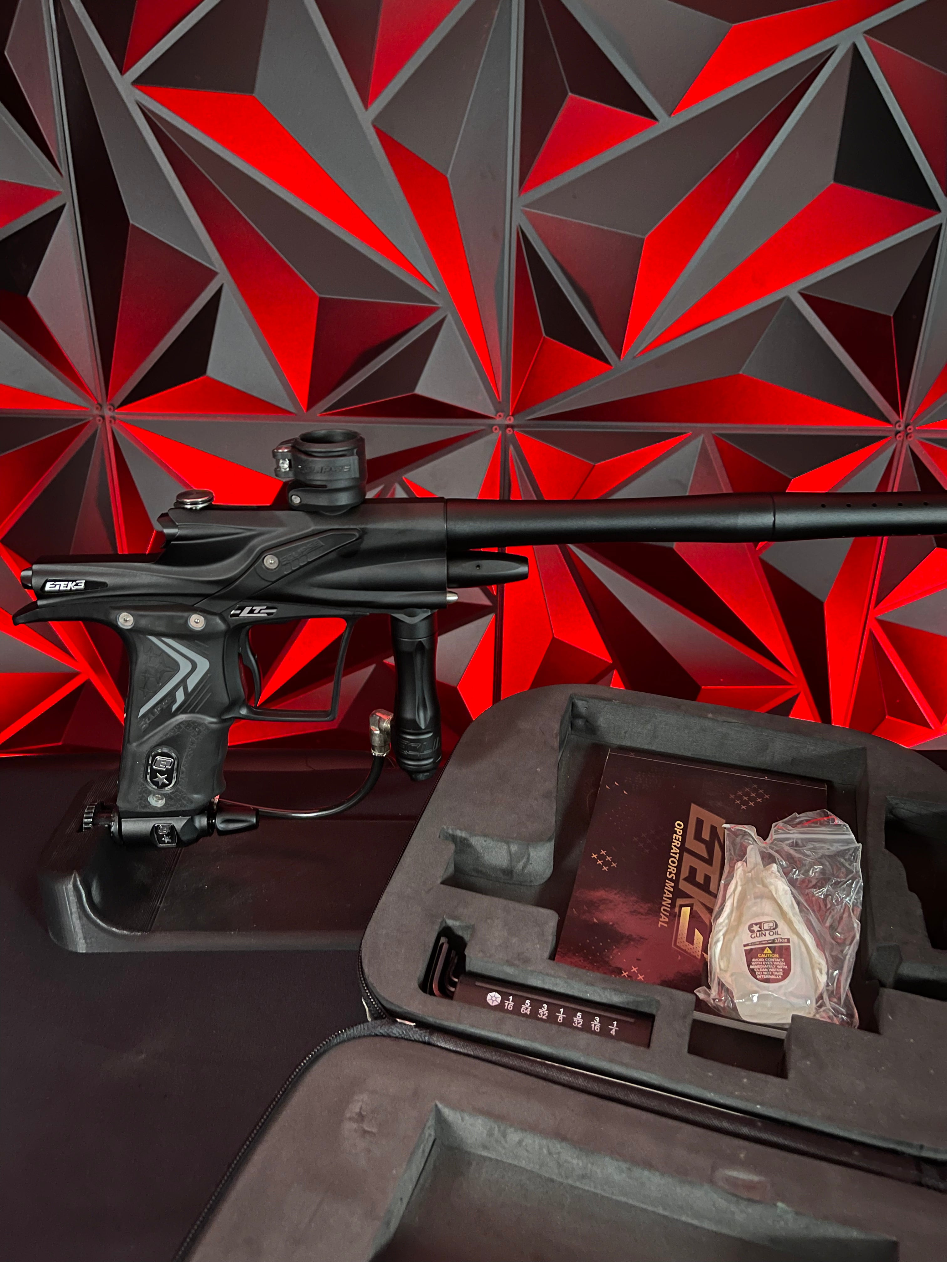 Used Eclipse Etek 3 LT Paintball Gun Black Punishers Paintball