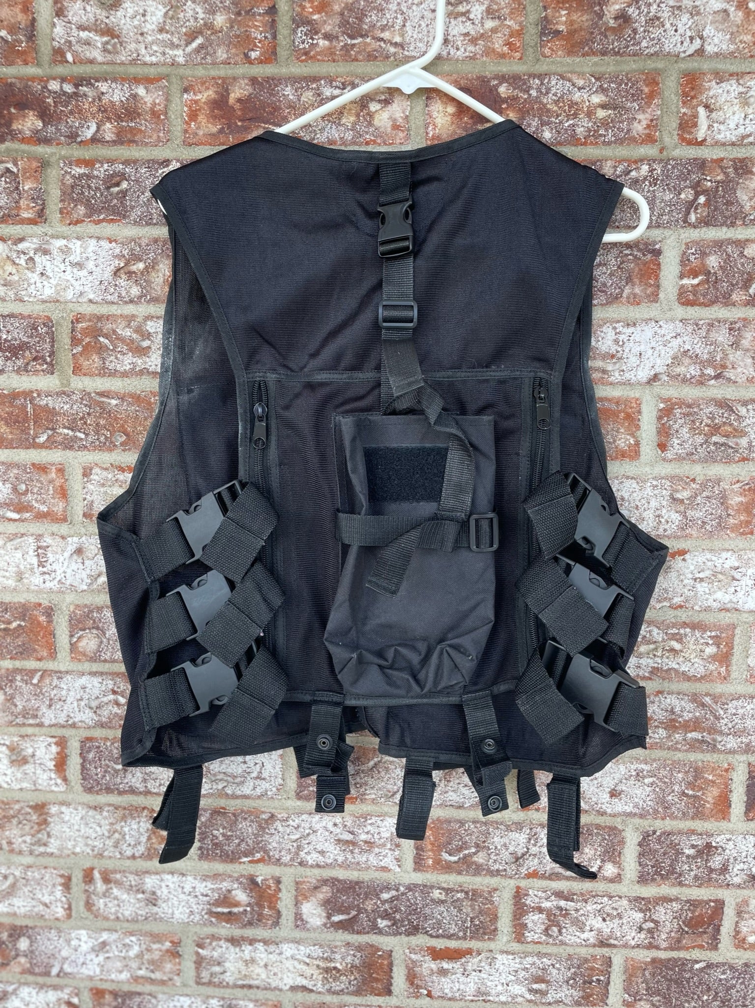 Used Maddog Tactical Mag Vest - Black