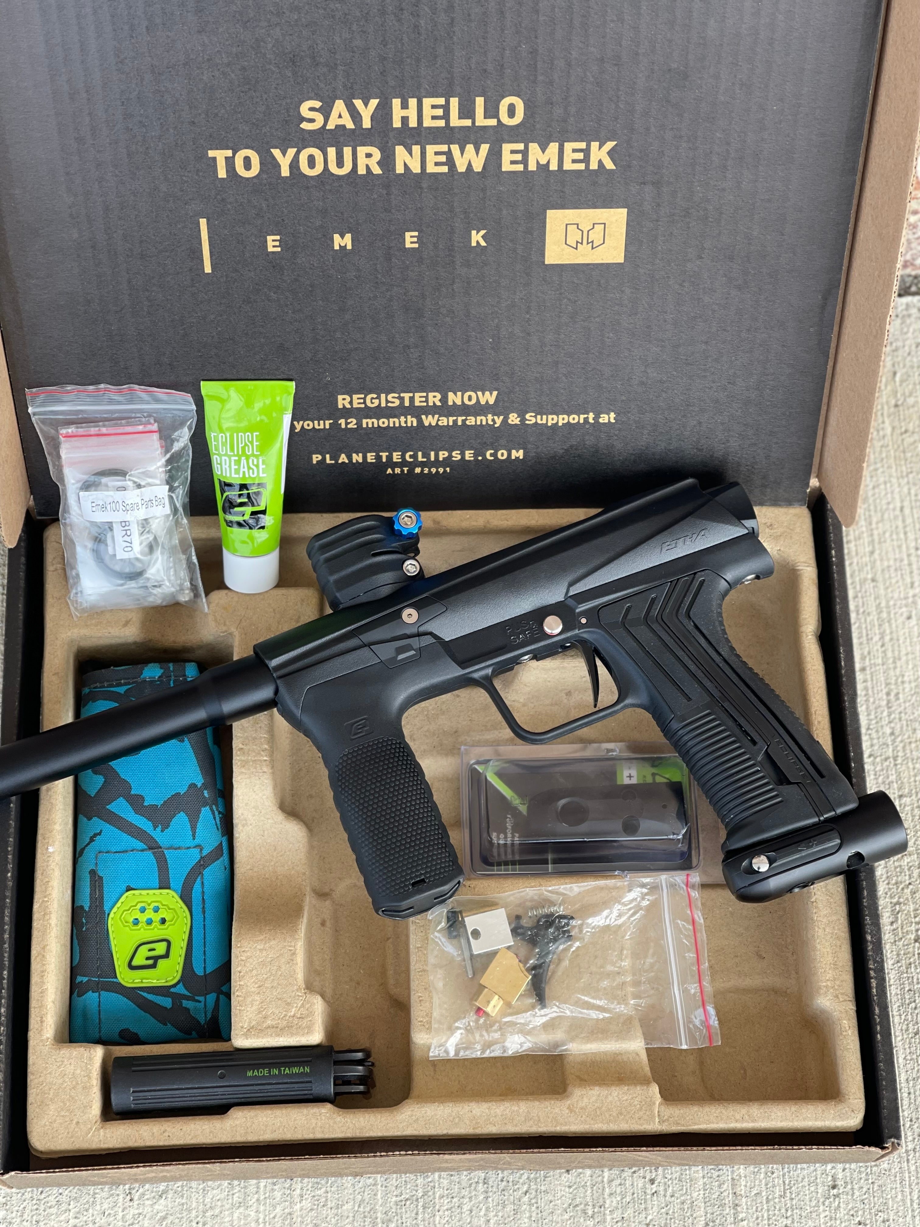 Used Planet Eclipse Emek 100 Paintball Gun - Black - Core Hyper Deuce Trigger, Hair 45 Trigger Valve, POPS ASA, and Exalt Thumbscrew