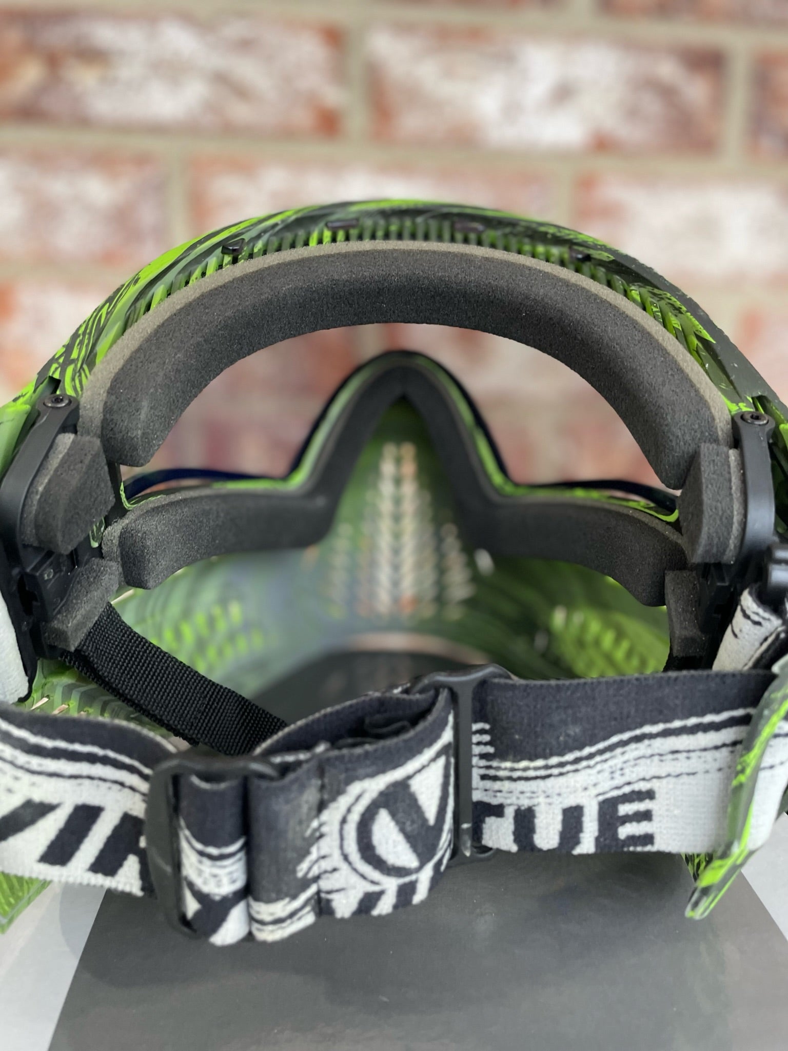 Used Virtue Vio Ascend Paintball Mask - Graphic Lime