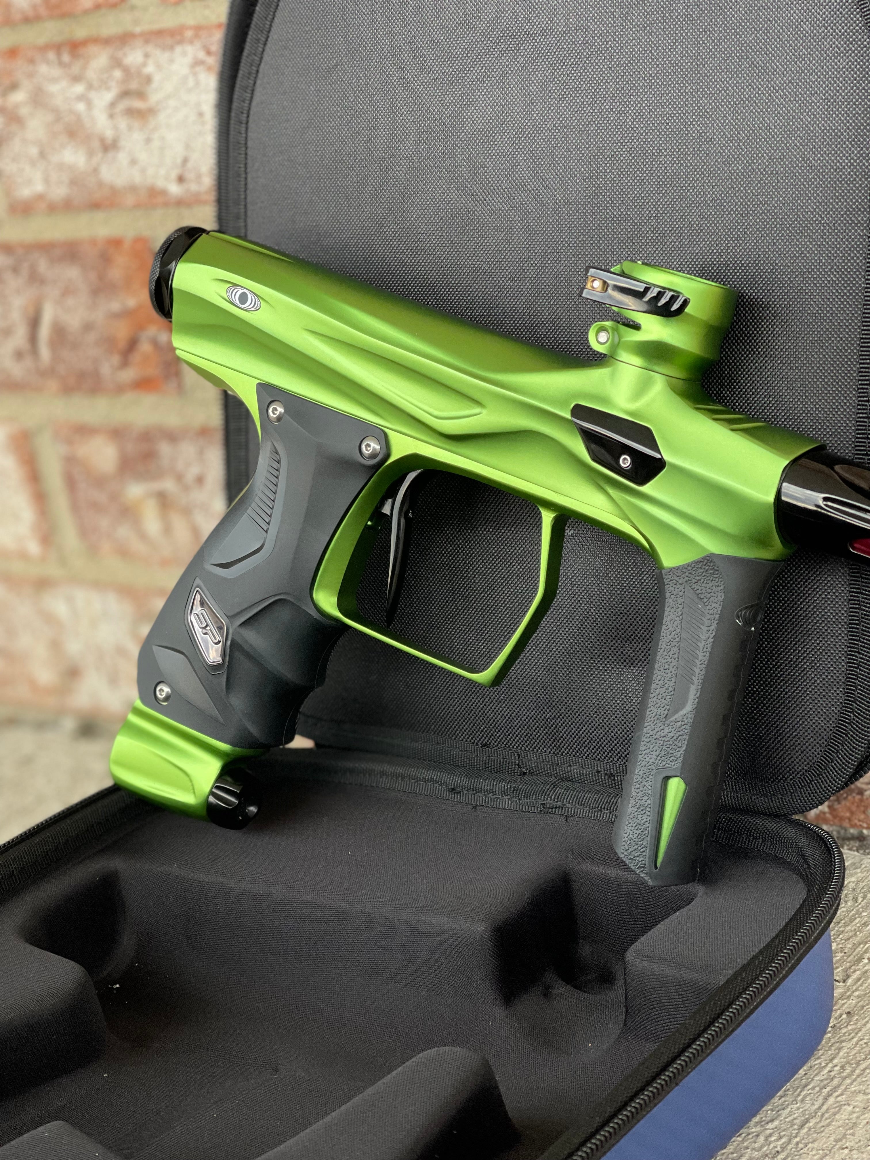 Used Shocker Amp Paintball Gun - Green/Black