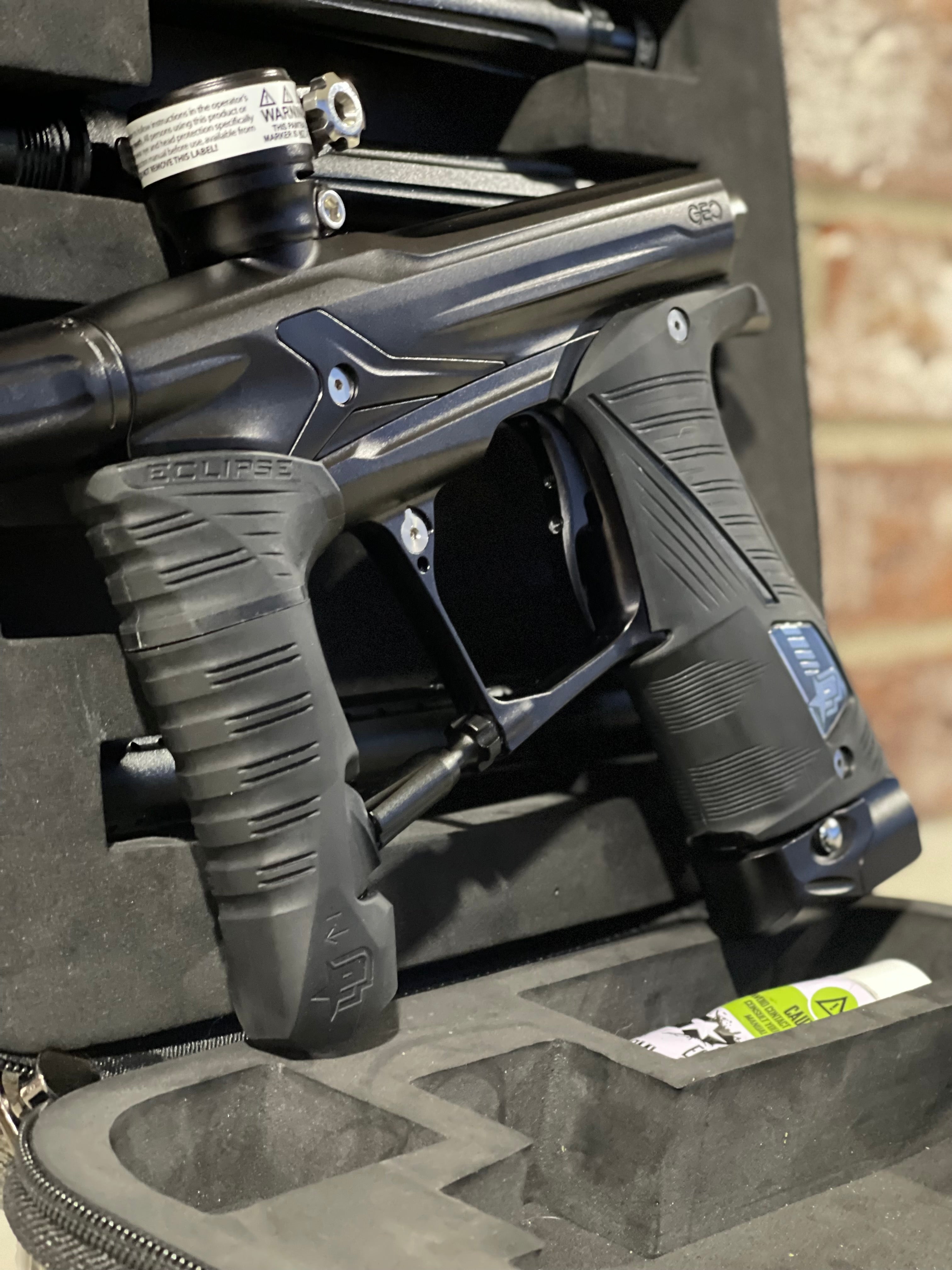 Used Planet Eclipse Geo 3.1 Paintball Gun - Midnight w/ 3 Barrel Back and Extra Barrel Tip